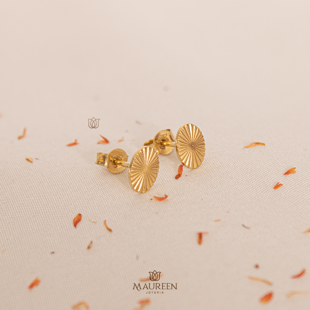 Arete ovalado diamantado pegado - Oro