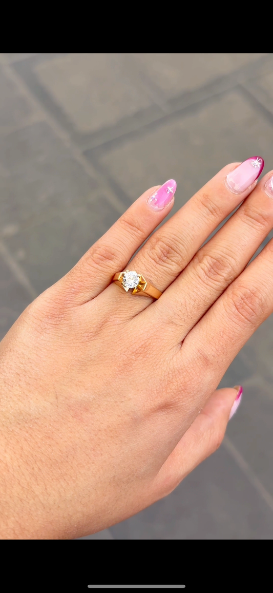 Anillo de compromiso Daniela con circon- Oro