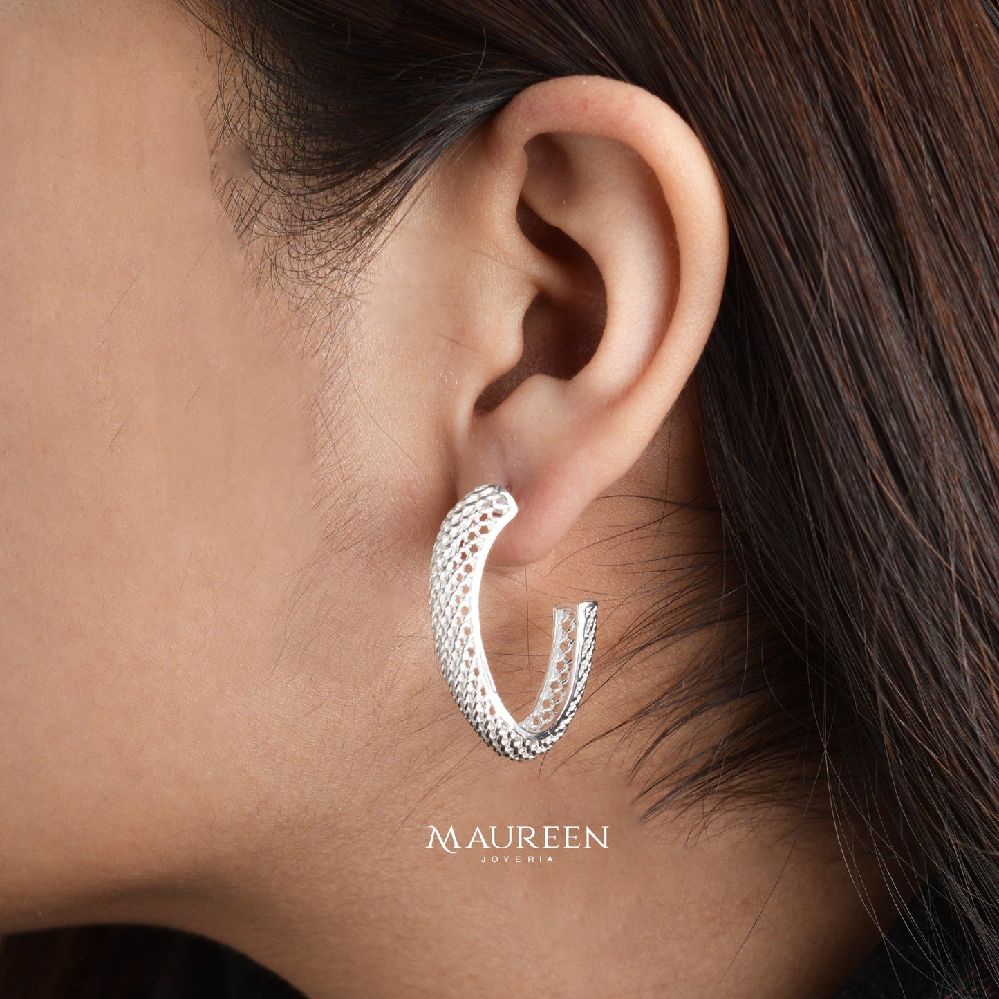 Argolla "U" tejida - Plata