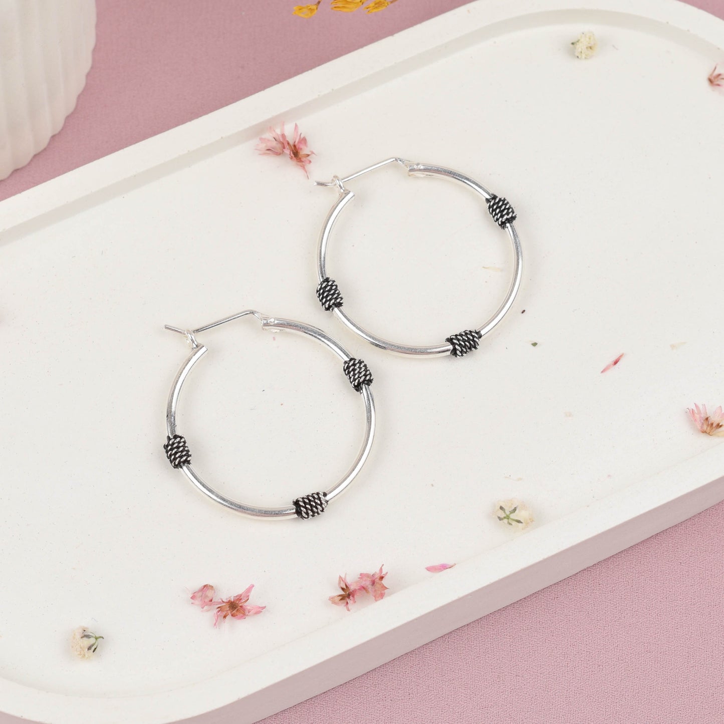 Argolla tubo enrollado - Plata quemada