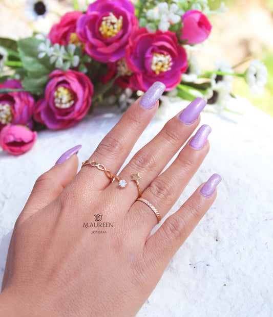 Anillo estrella y piedra blanca - Oro