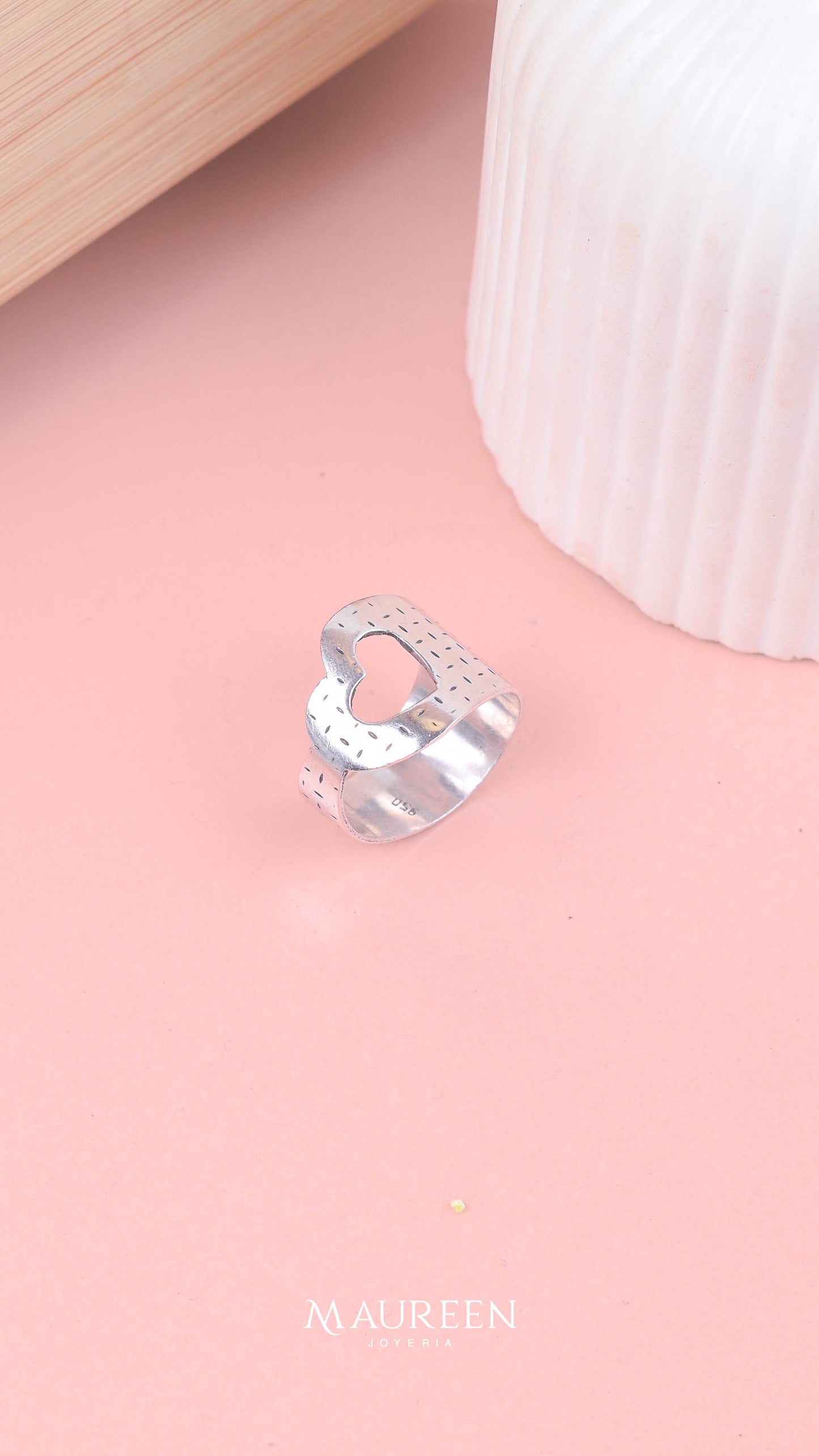 Anillo corazon calado - Plata quemada