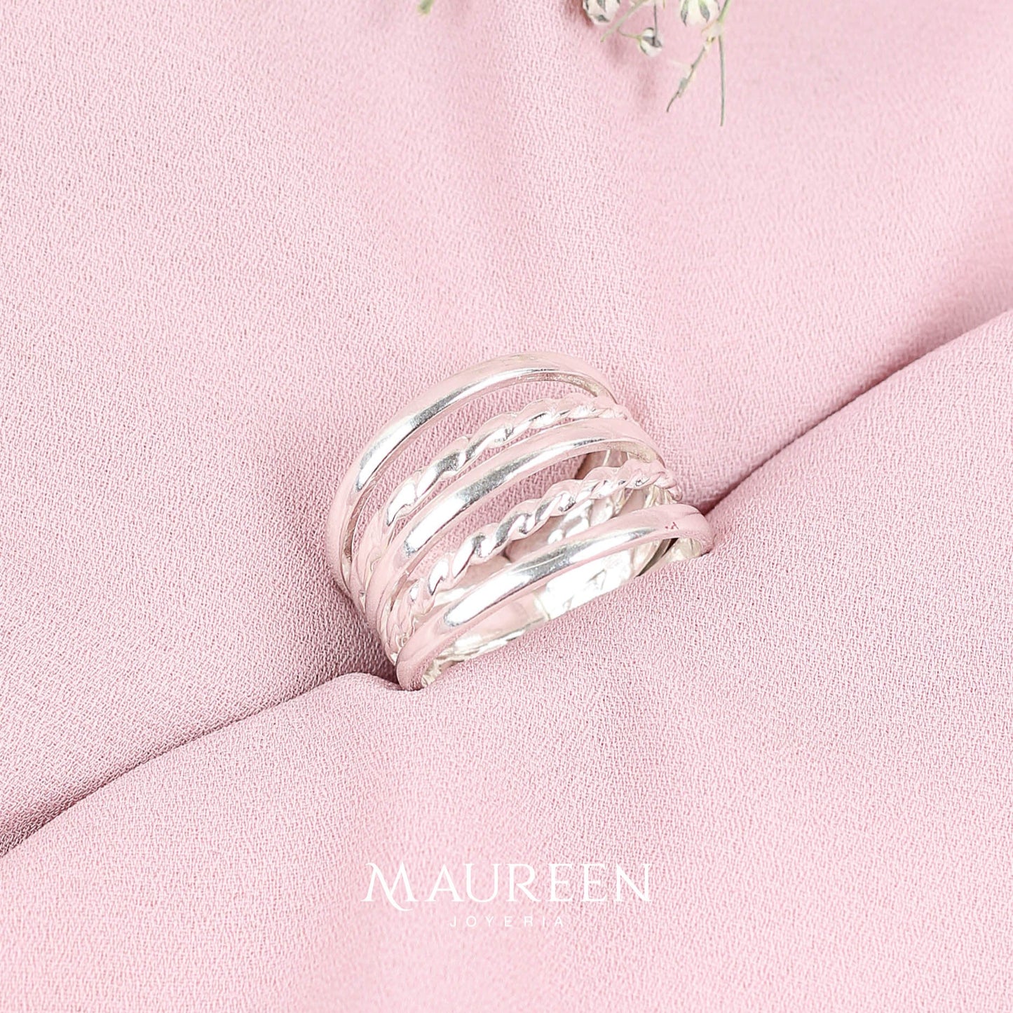 Anillo ajustable 5 rayas intercaladas texturada y lisa