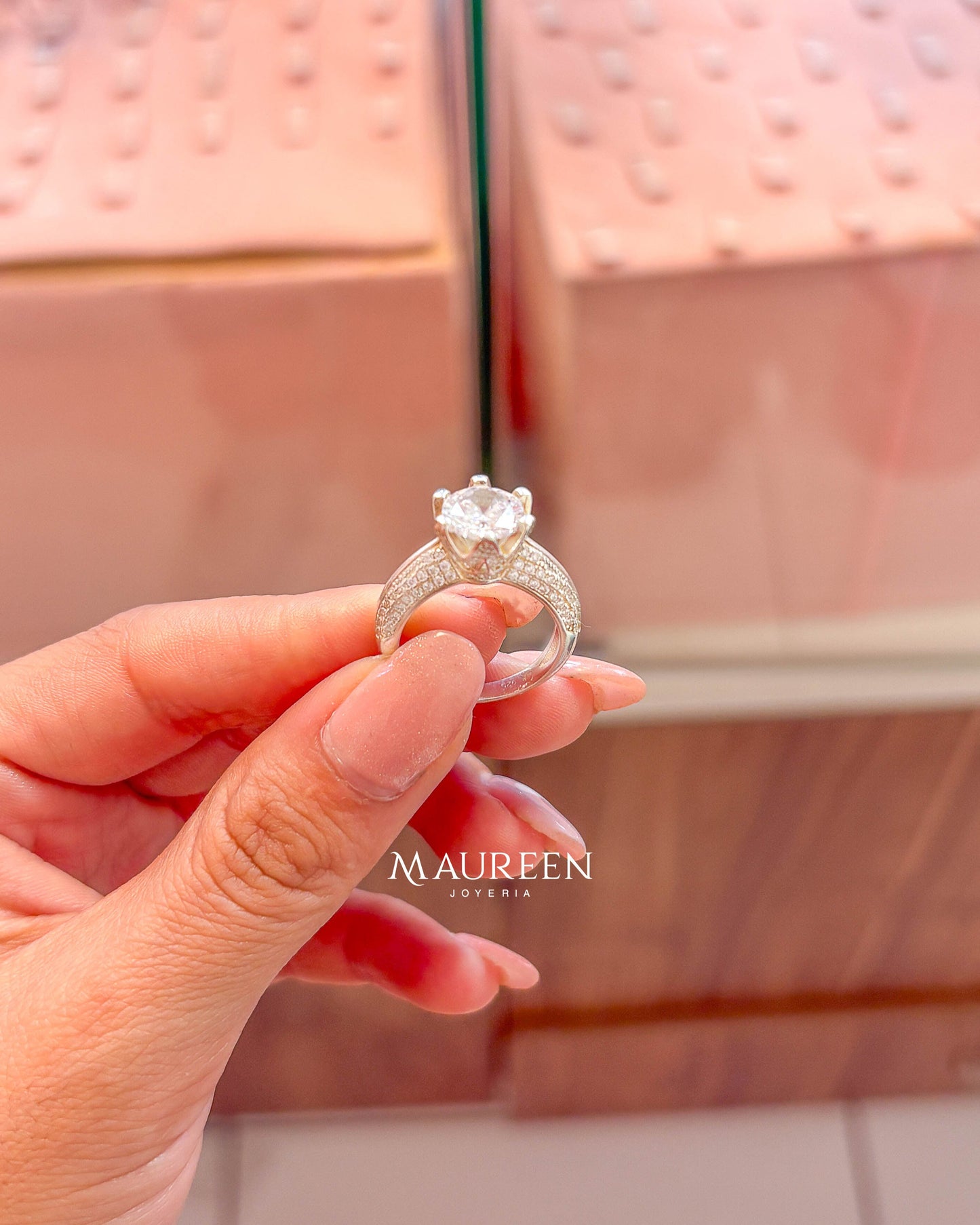 Anillo de compromiso con circones - Plata