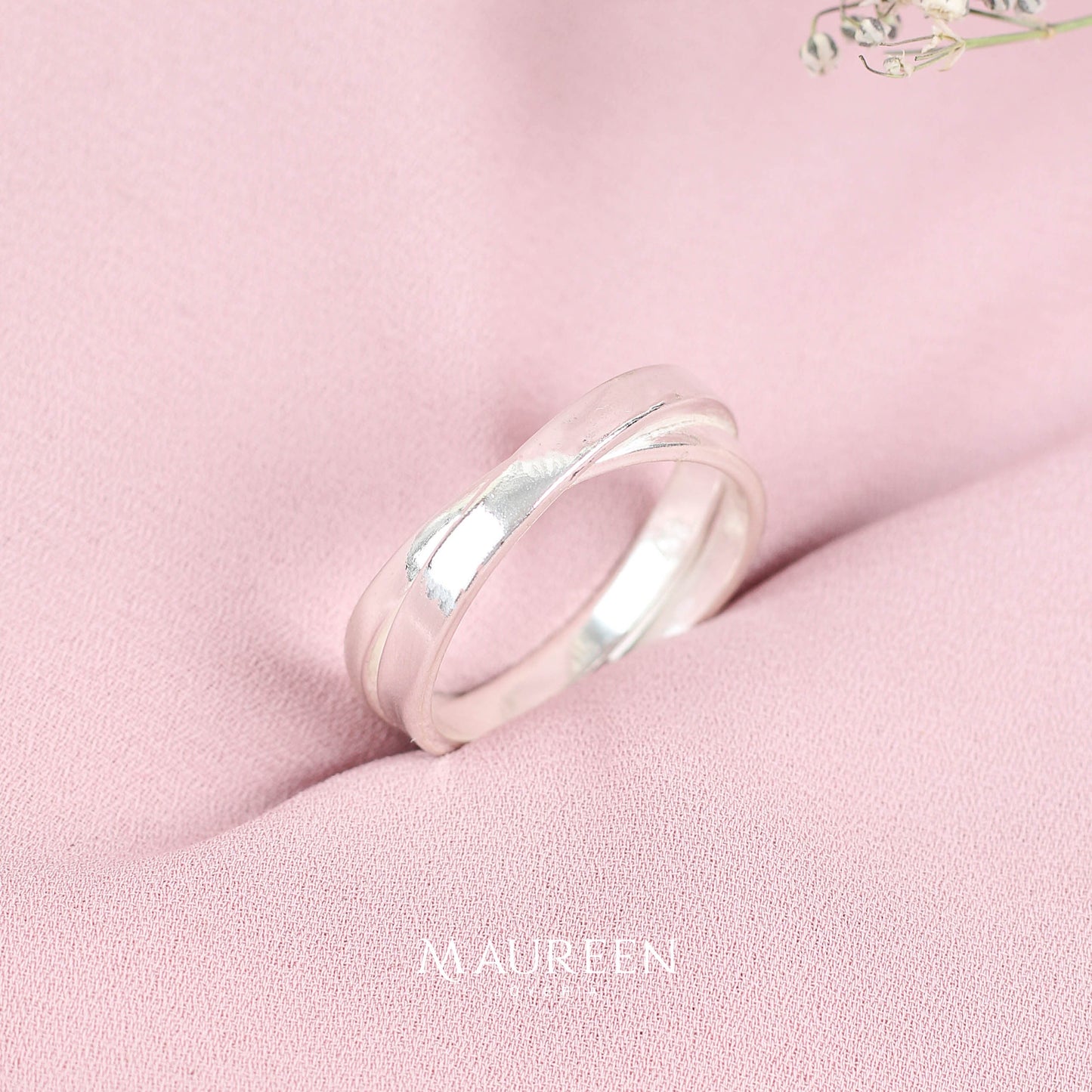 Anillo dos aros entrelazados lisos