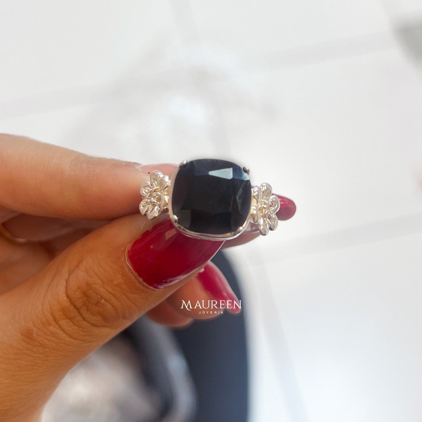 Anillo cuadrado con piedra onix - Plata