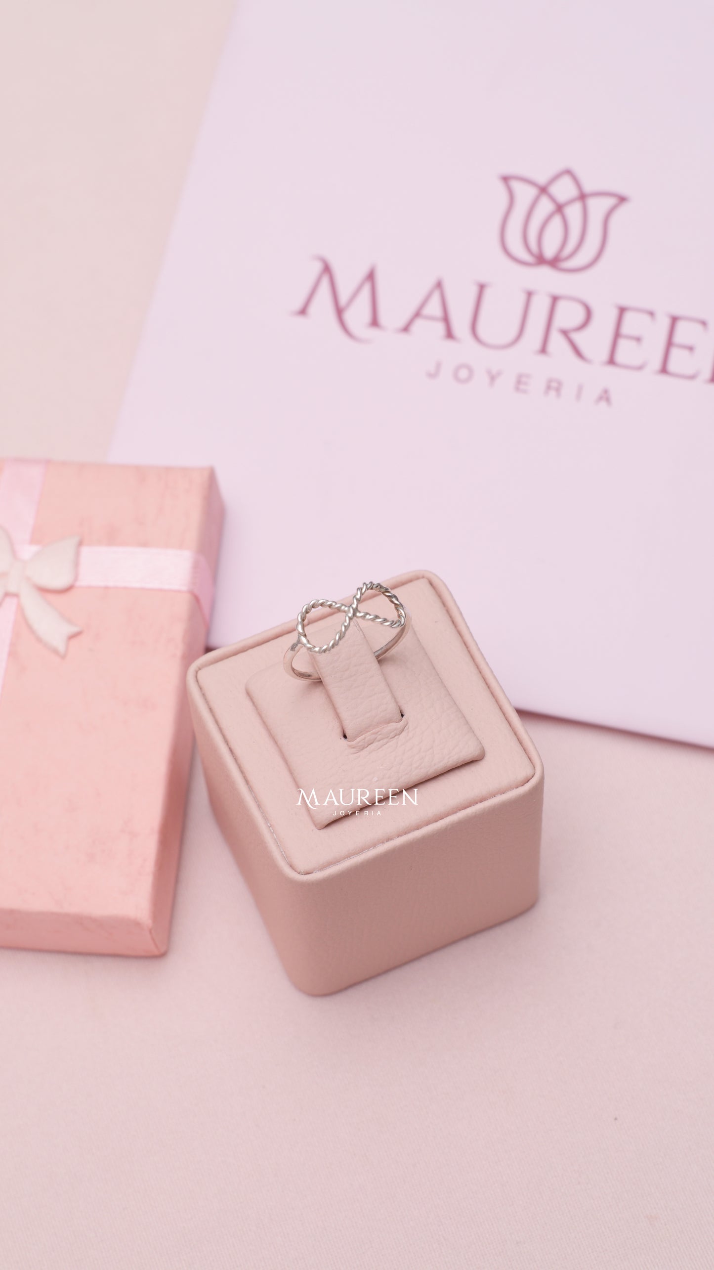 Anillo trenzado infinito - Plata