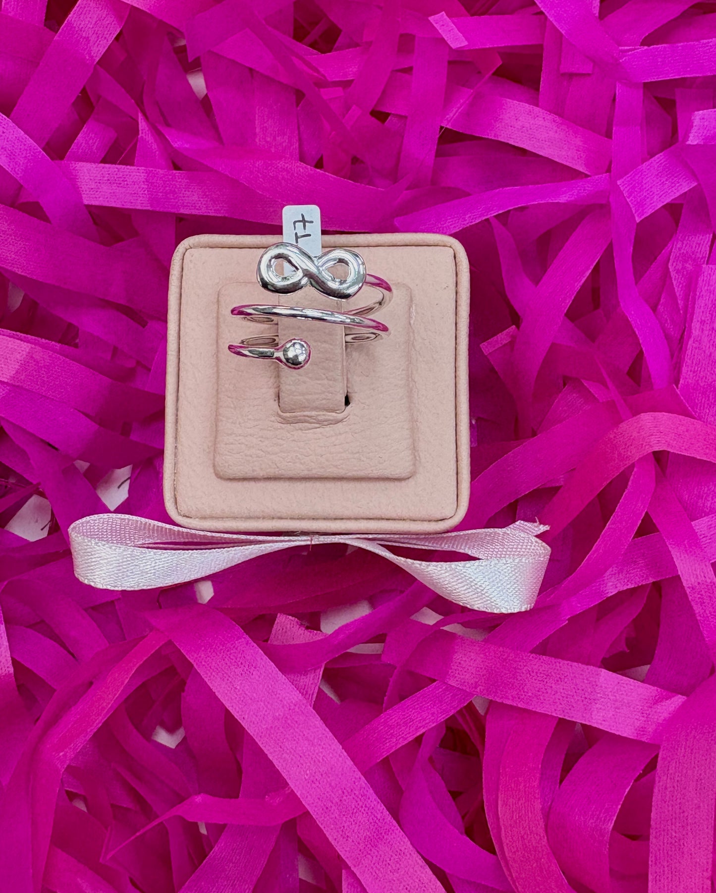 Anillo ajustable infinito con esfera - plata