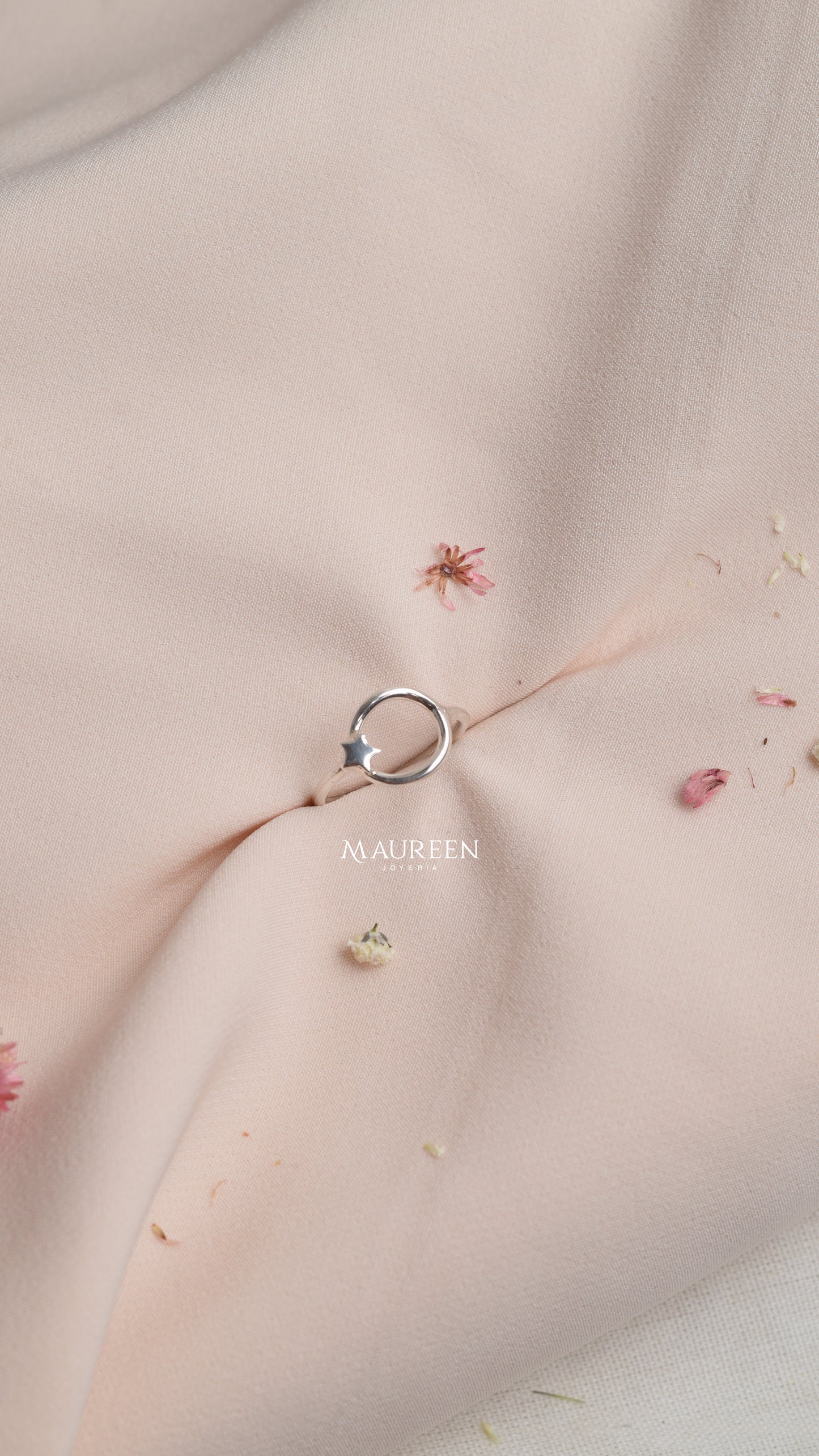 Anillo circulo estrella - Plata