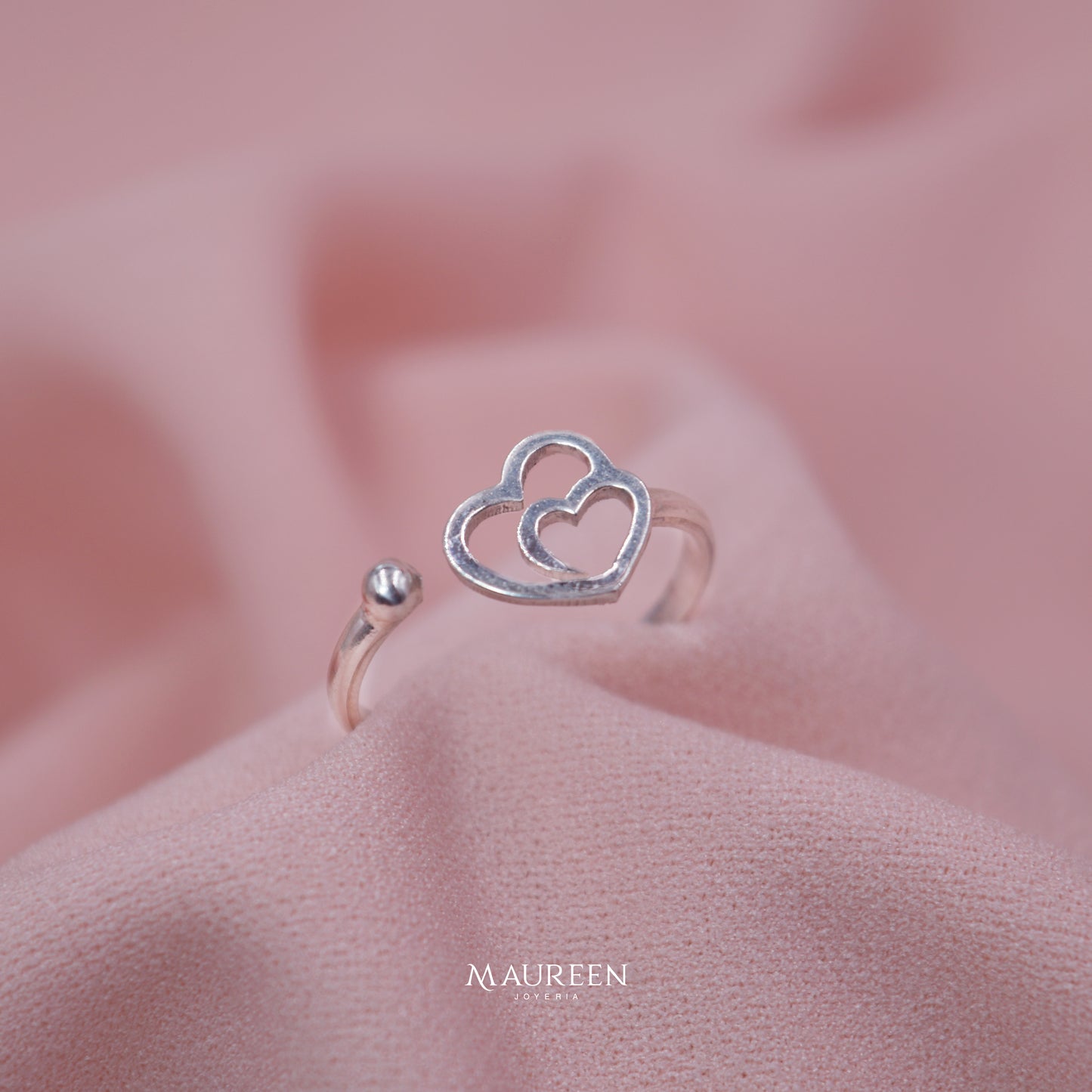 Anillo corazón con esferas regulable - Plata