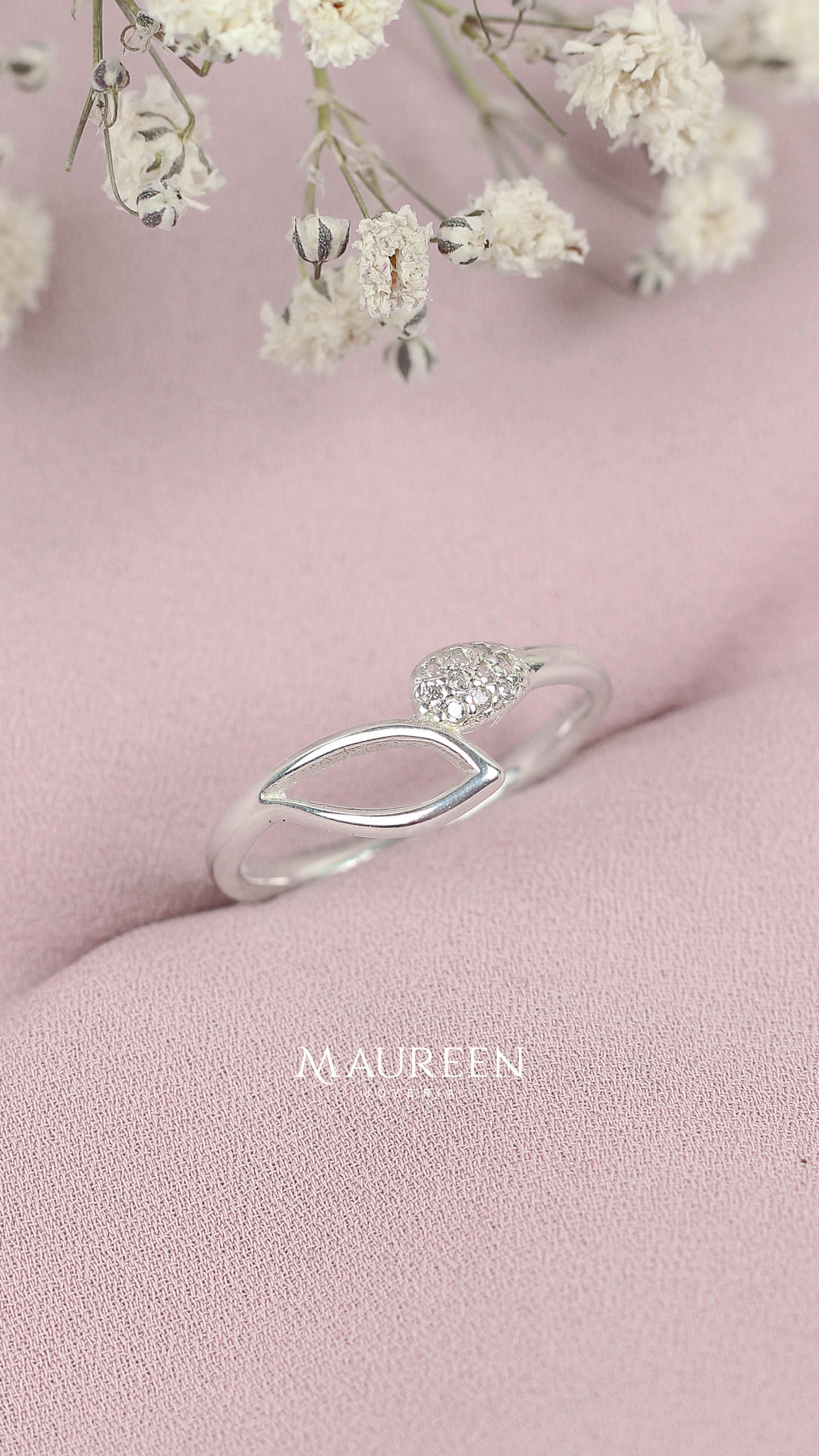 Anillo hoja con circones - Plata
