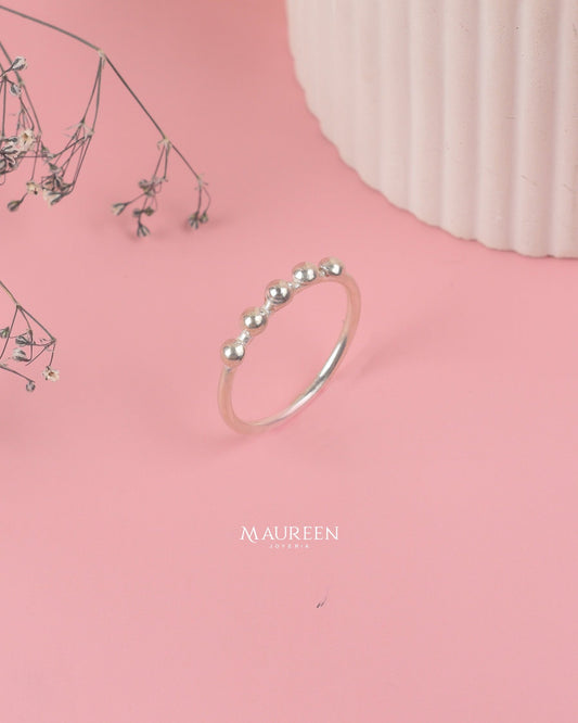 Anillo 5 esferas juntas - Plata