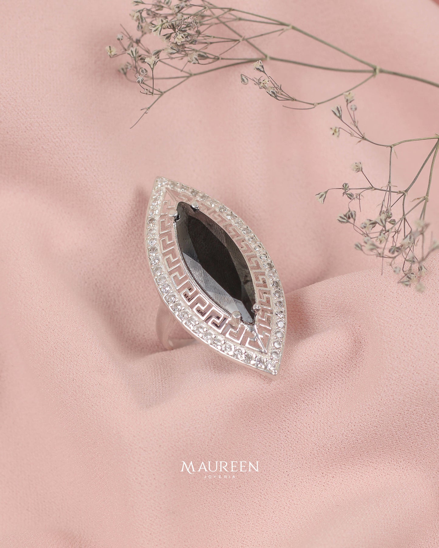 Anillo onix marquesa circones - Plata