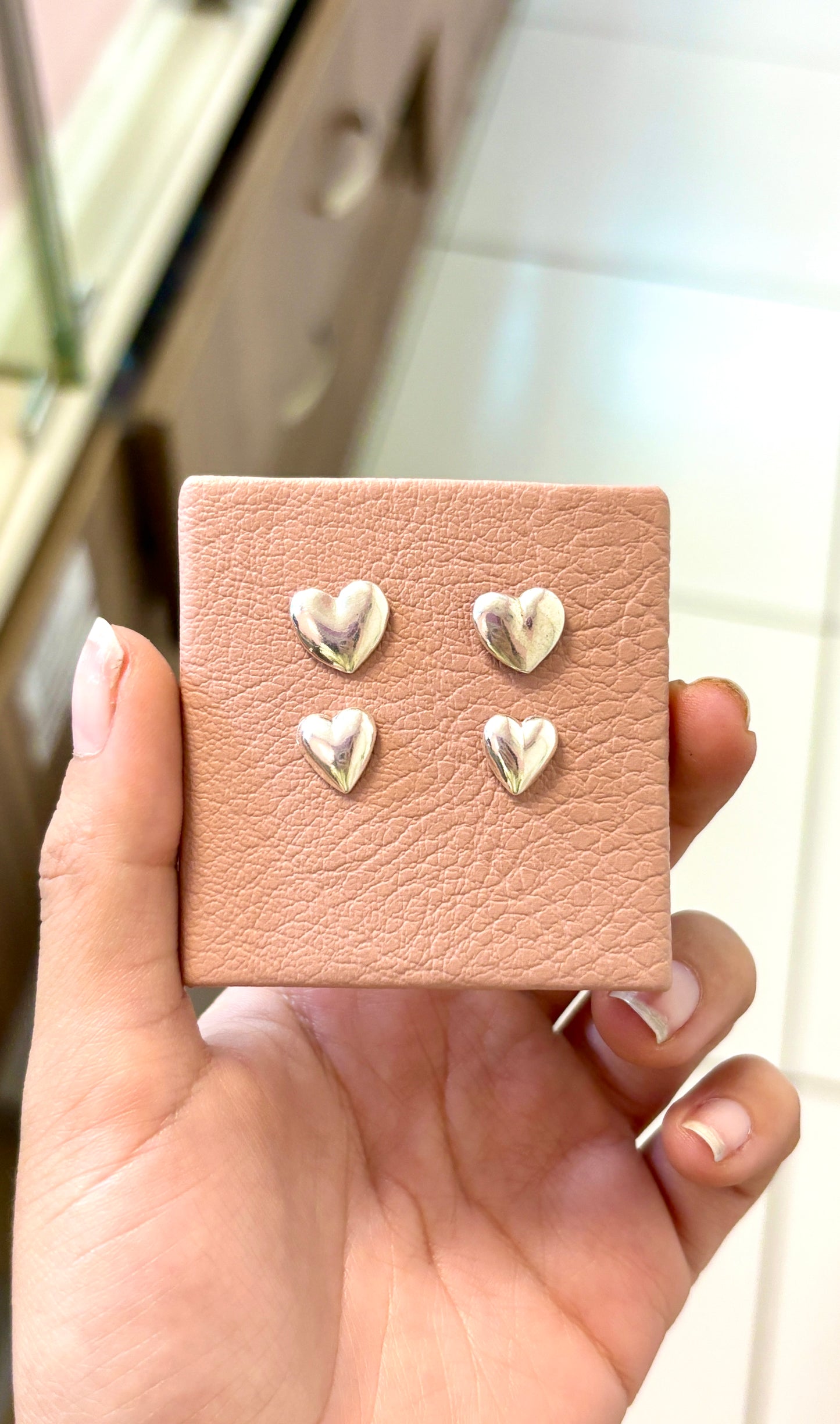 Aretes corazon bombacho - Plata