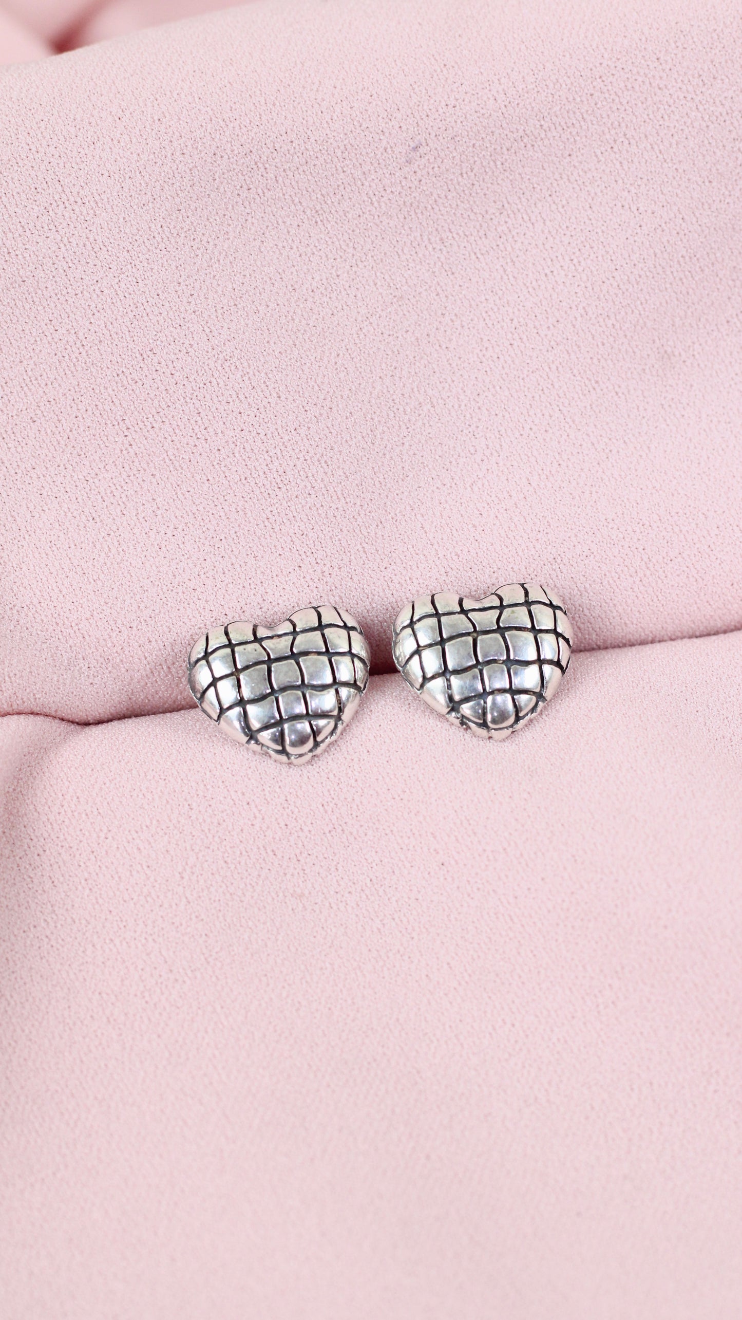 Arete corazon pegado - Plata quemada