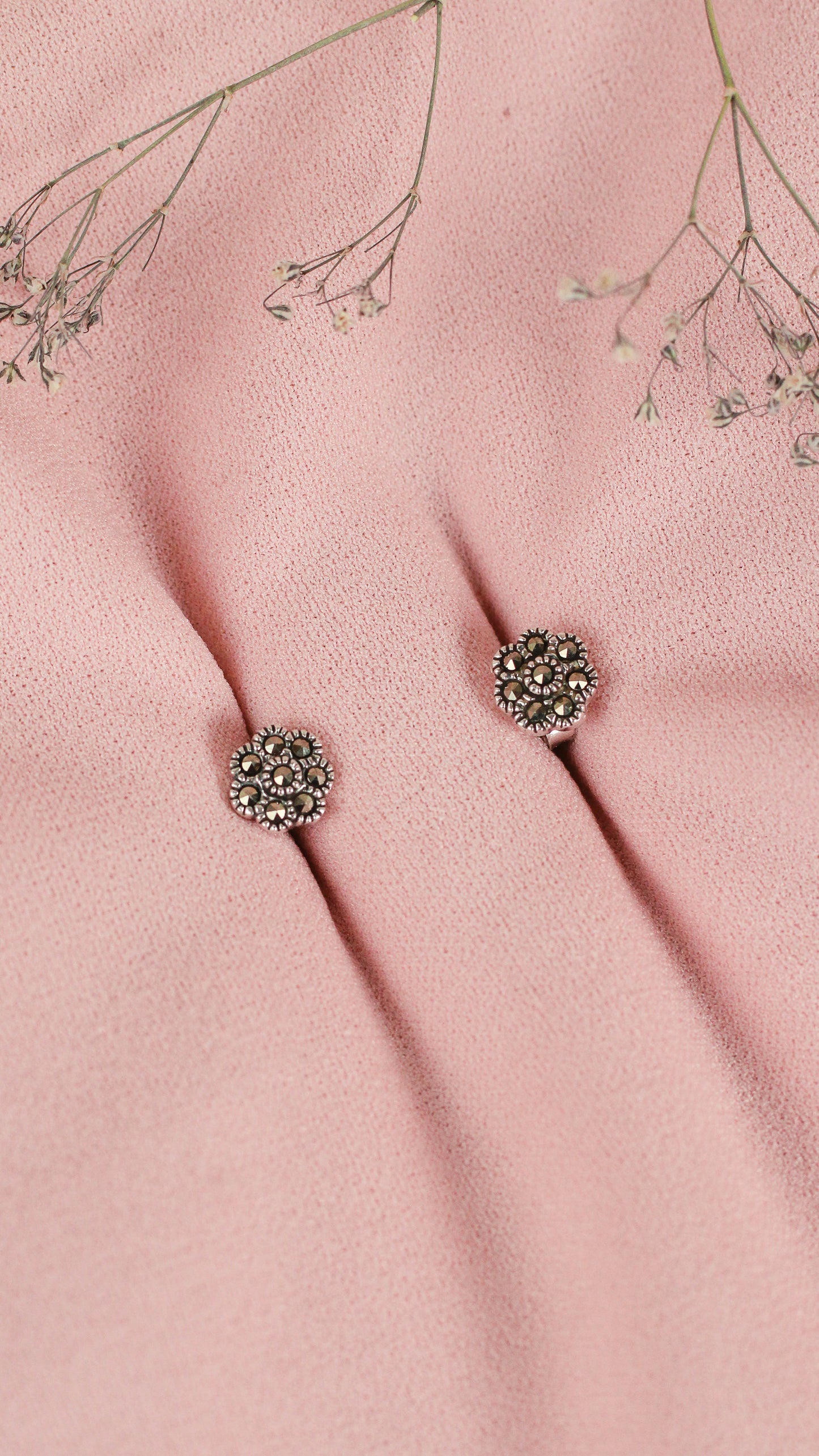 Arete mini flor marquesita - Plata