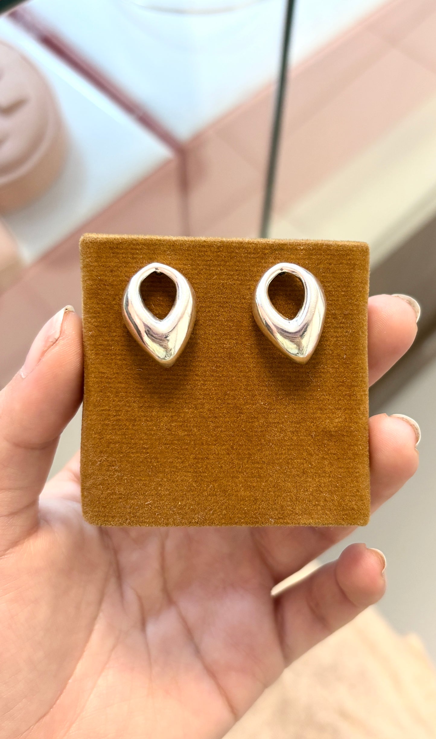 Arete V pegado - Plata