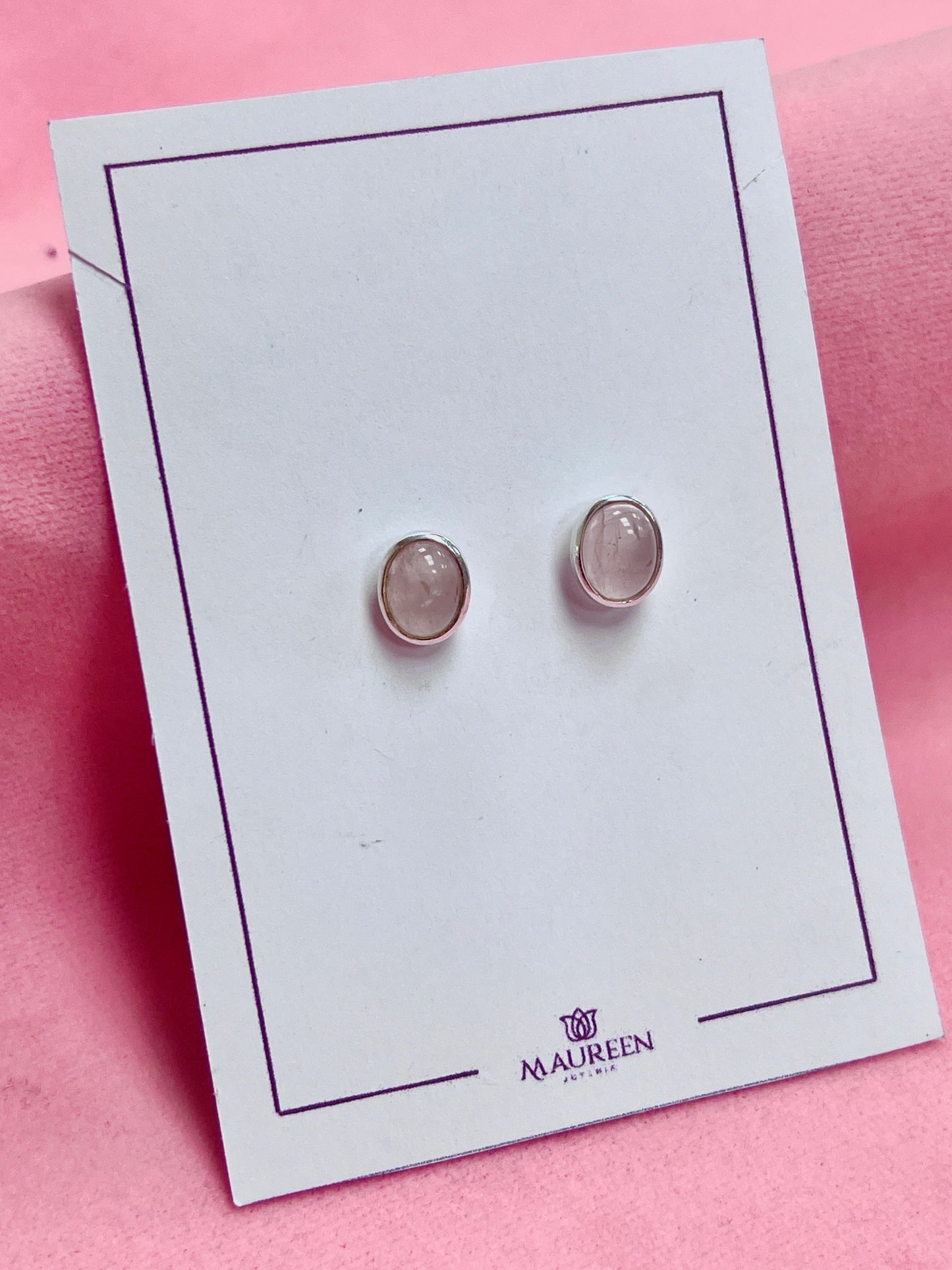 Arete oval cuarzo rosa pegado - plata