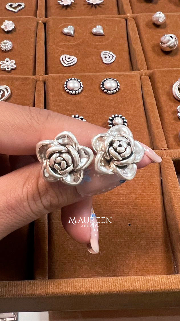 Arete rosa pequeña electroformatura - Plata