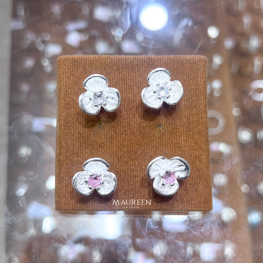 Arete flor tres petalos - Plata