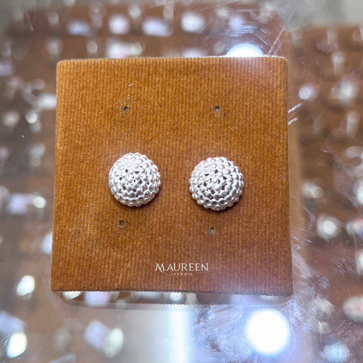 Arete bola con puntos - Plata