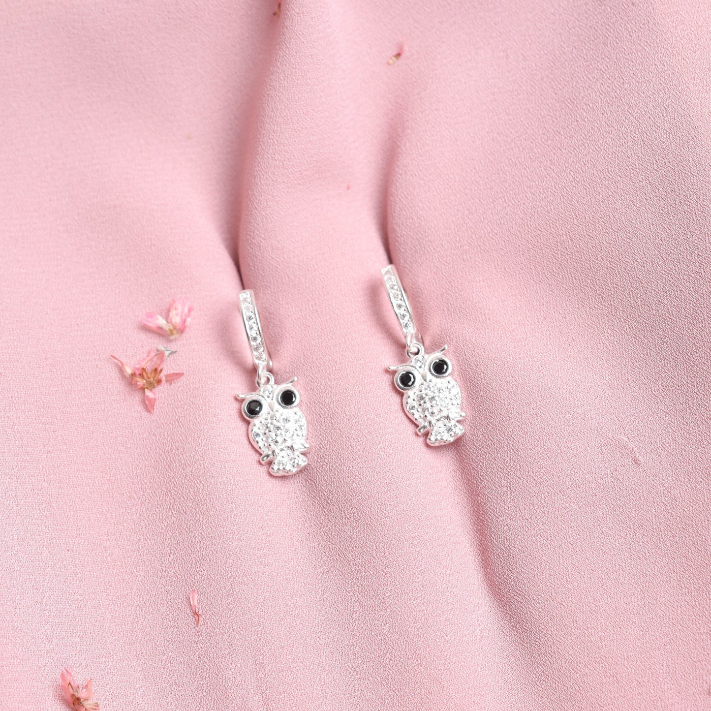 Arete buho huggies - Plata