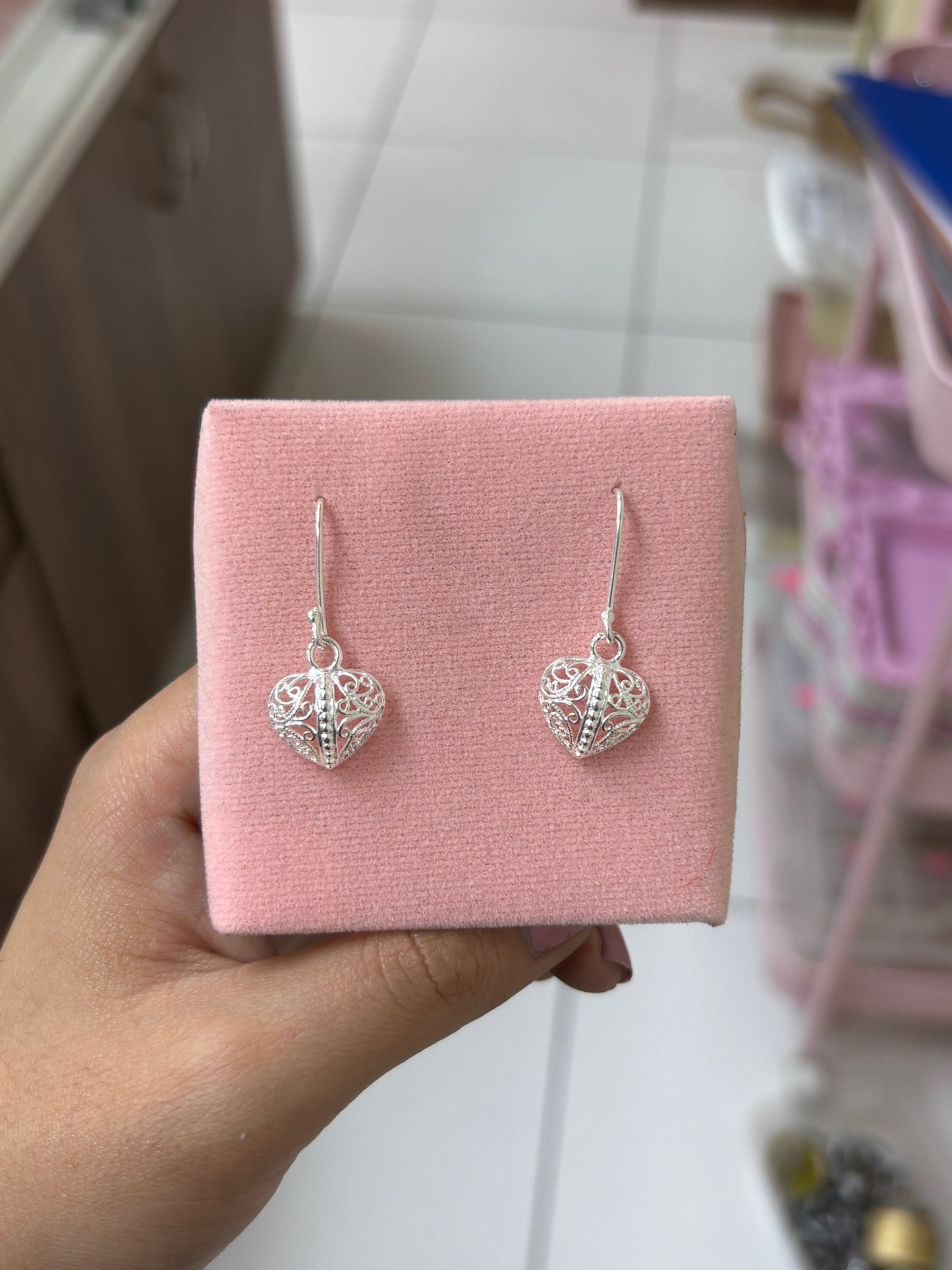 Arete medio corazon filigrana colgante - Plata