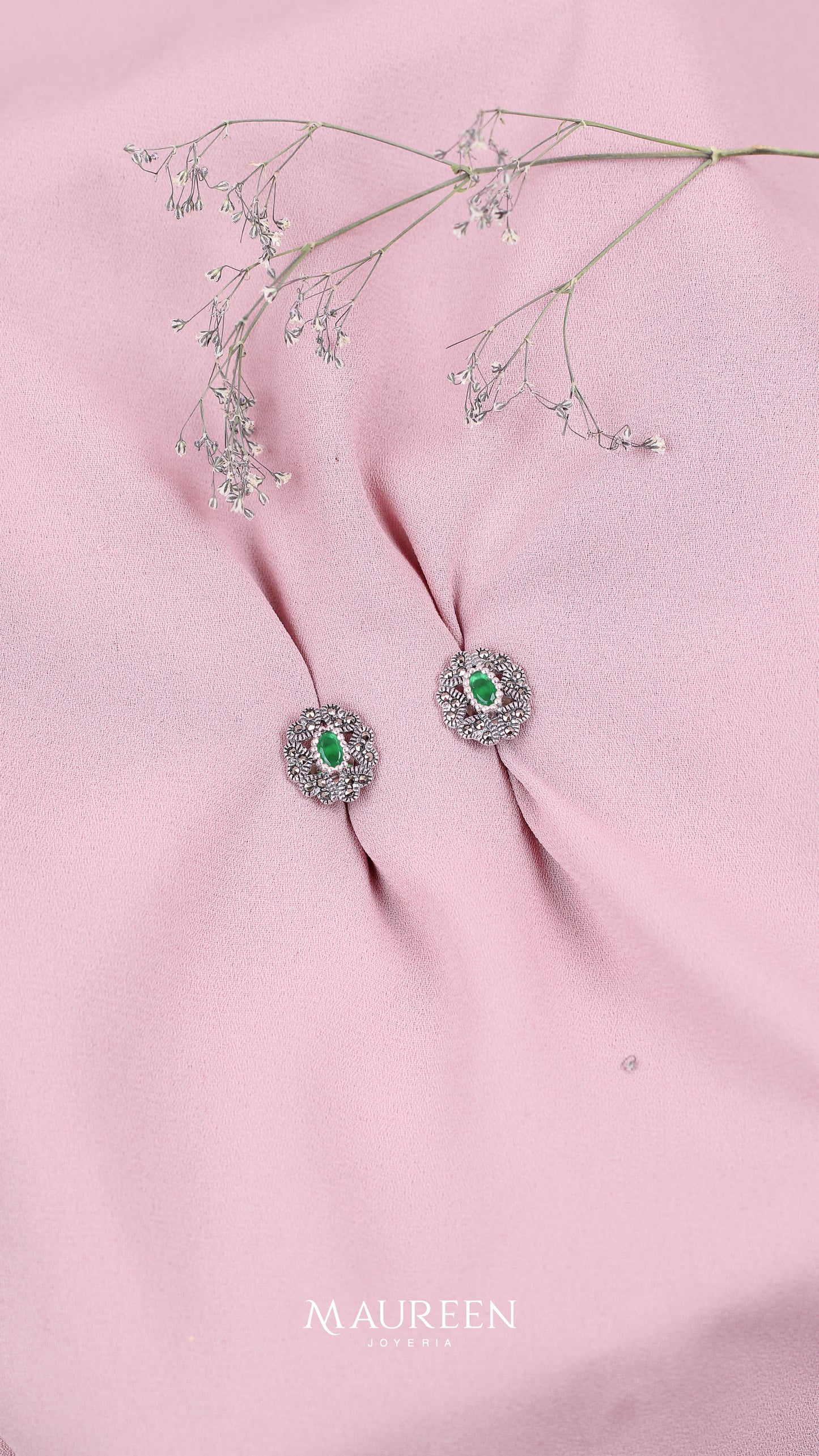 Arete marquesita de corazones piedra oval esmeralda- Plata