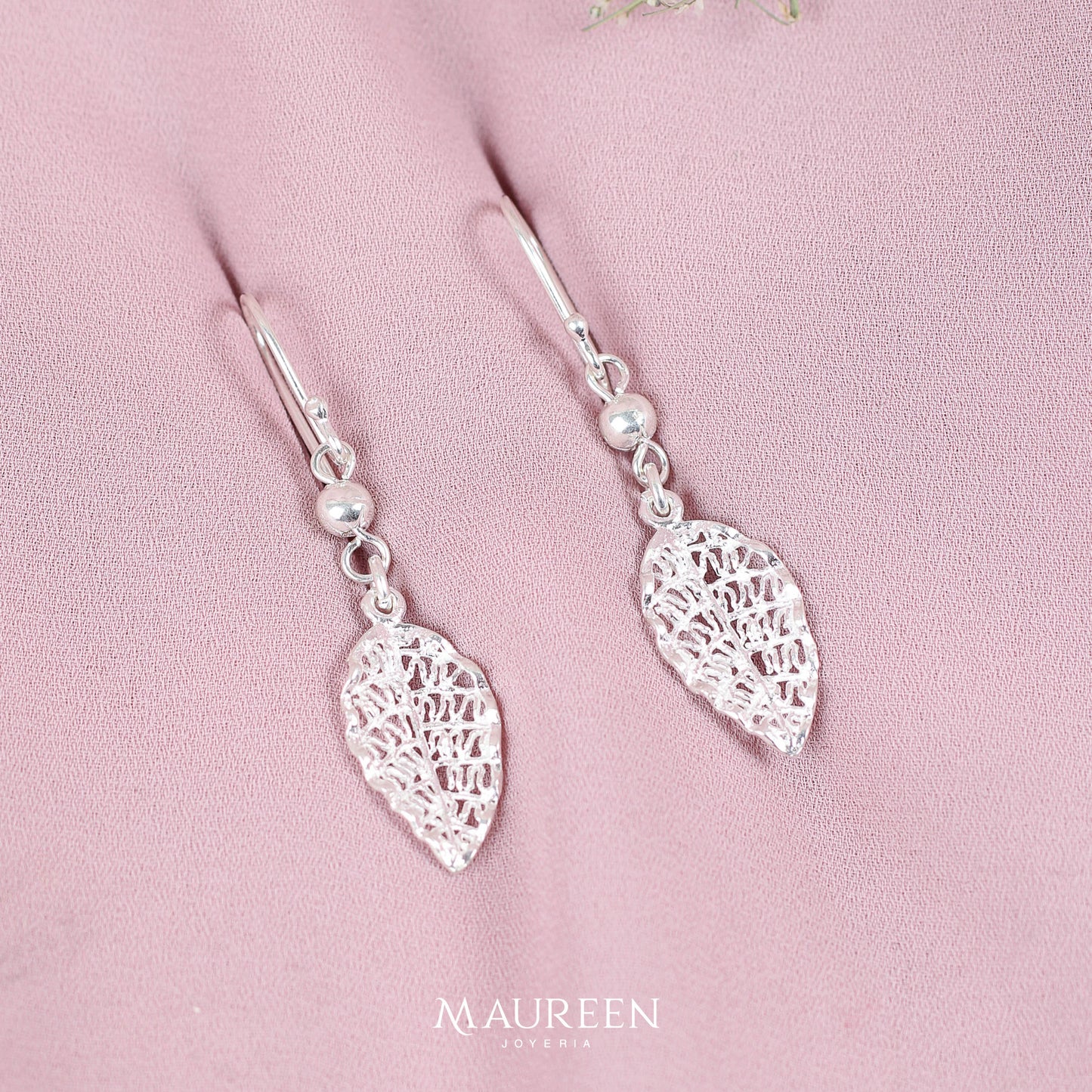 Arete colgante bola con hoja tejida - Plata