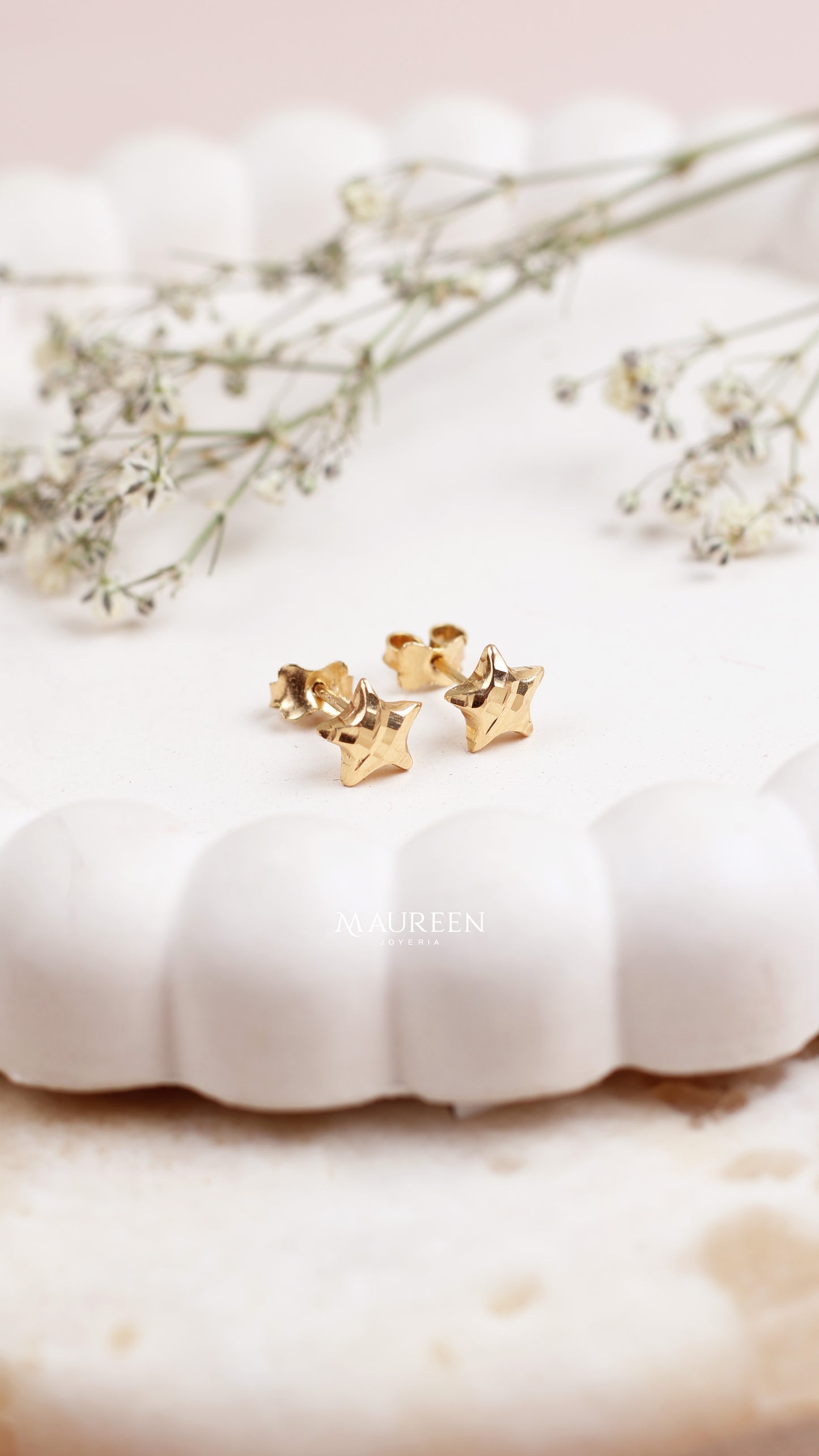 Arete estrella diamantado pegado - Oro