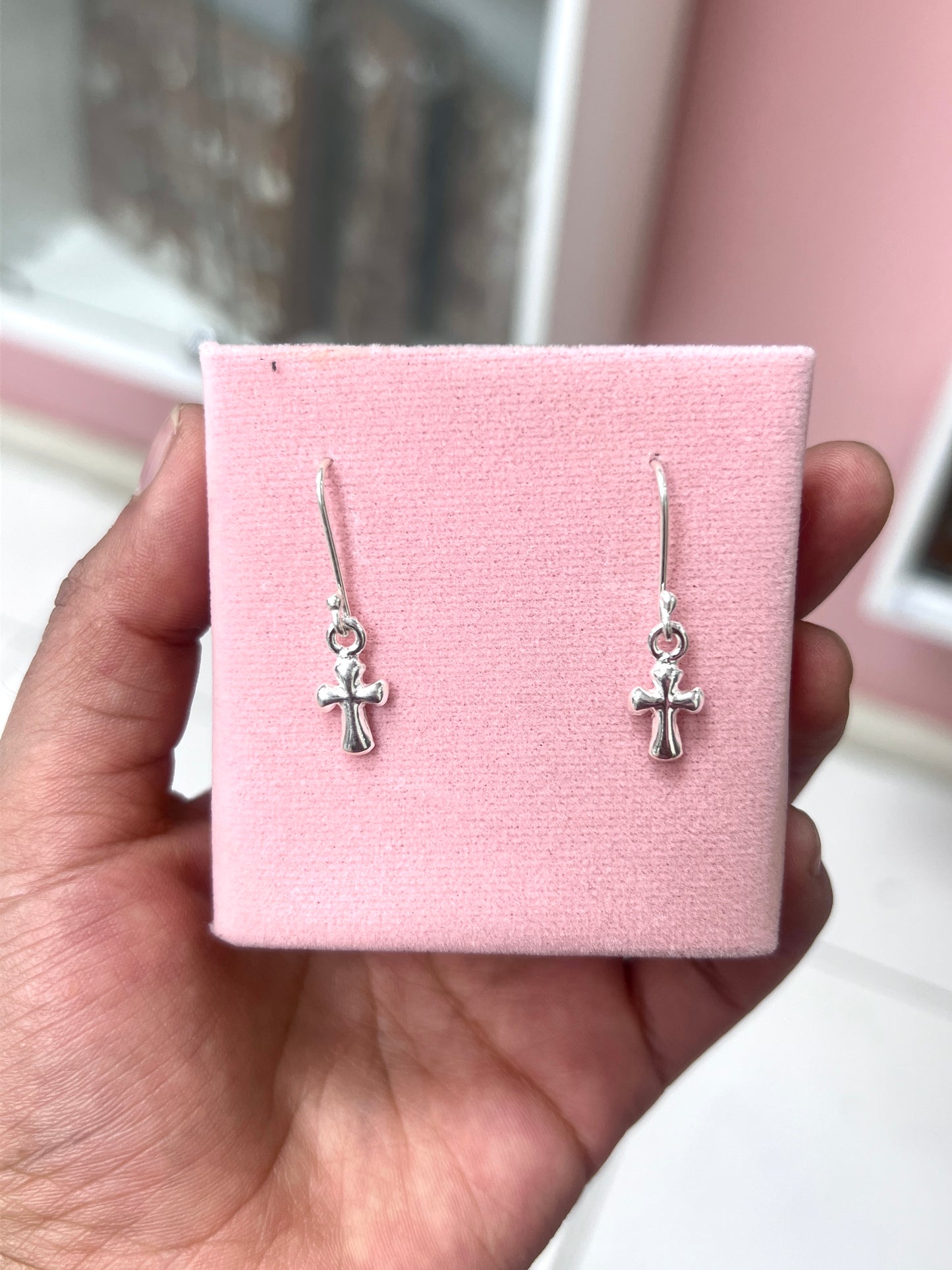 Arete mini cruz bombacha colgante - Plata