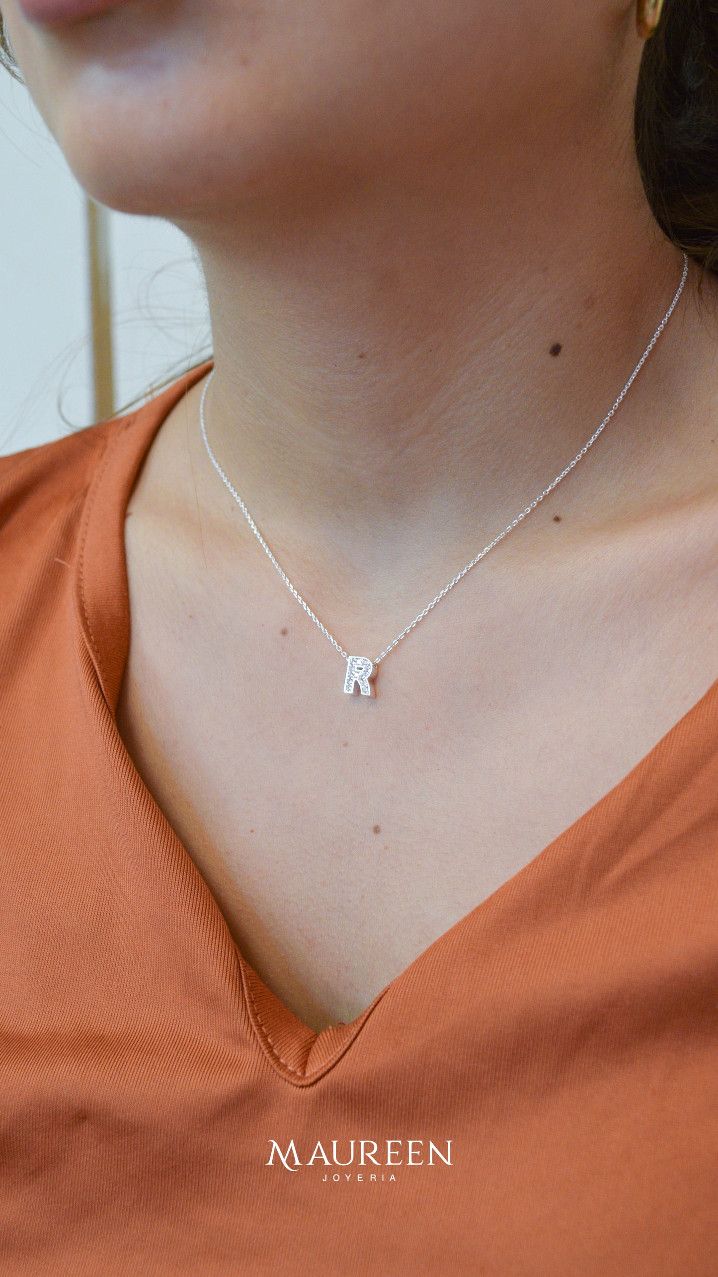 Collar inicial con circones - Plata
