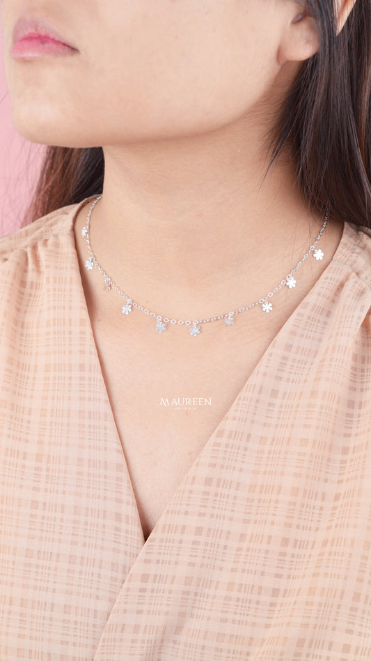 Collar con dijes - 10 flores - Plata