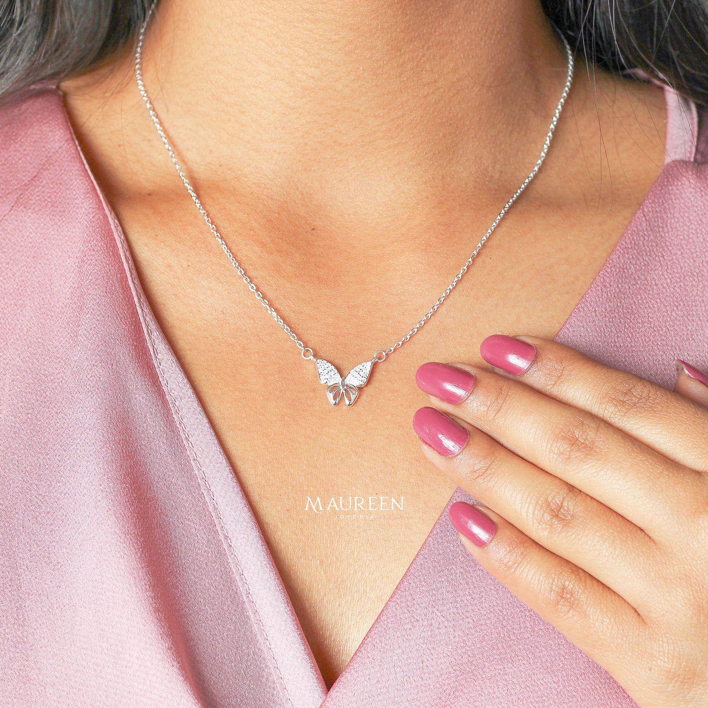 Collar mariposa calada - Plata