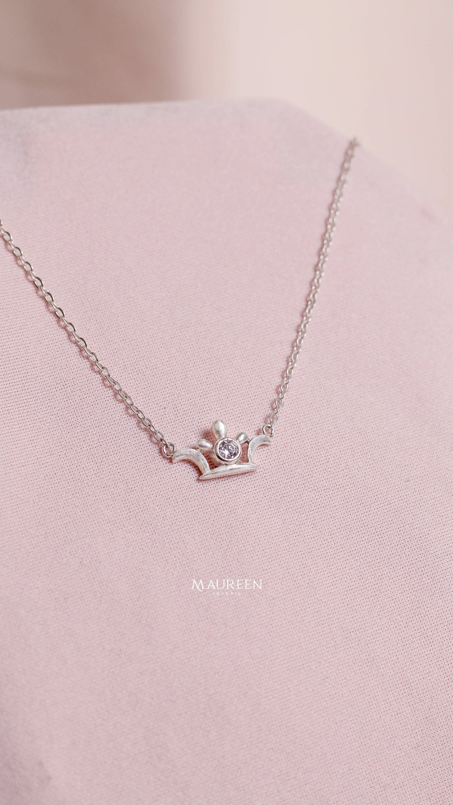 Collar corona circon circular - Plata