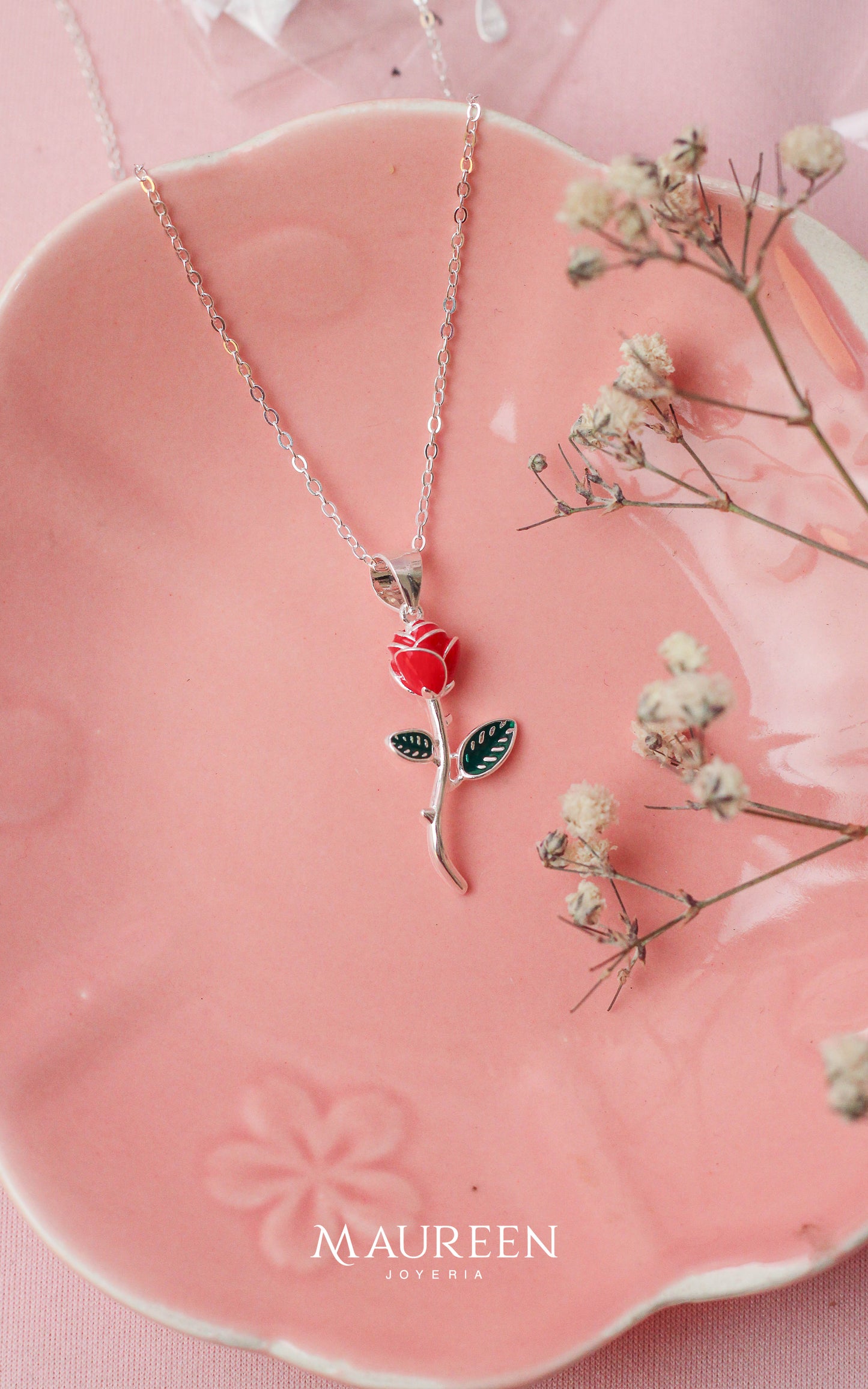 Collar rosa bella y la bestia esmaltado - Plata