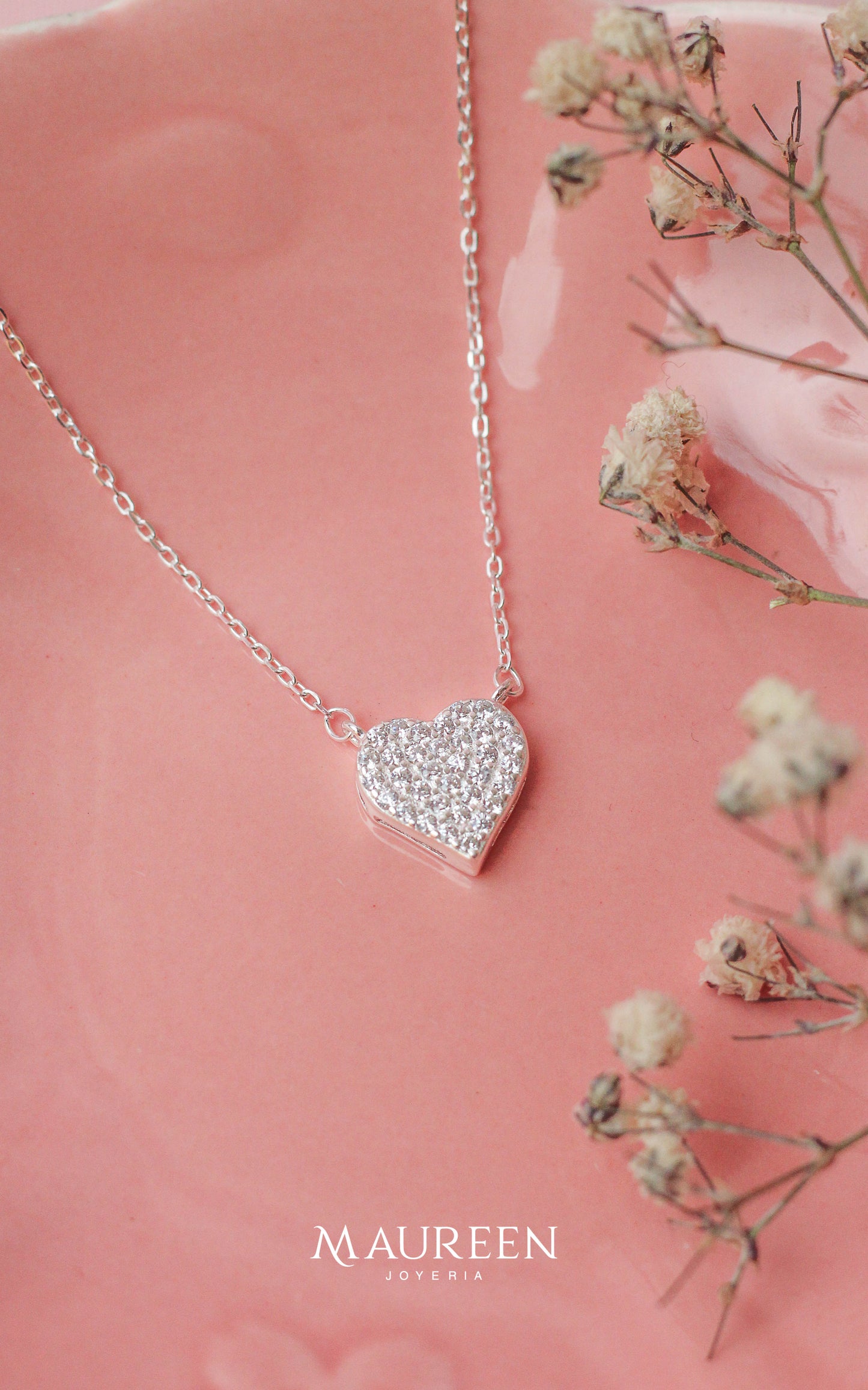 Collar corazon con circones engastados - Plata