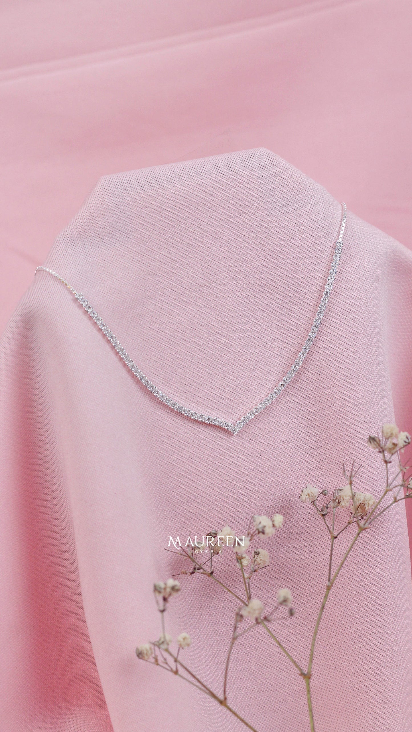 Collar tennis V circones media - Plata