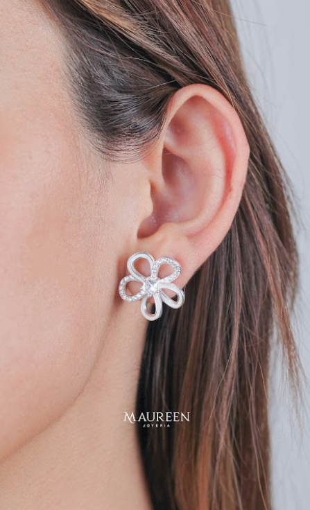 Arete flor calada circones borde blanco - Plata