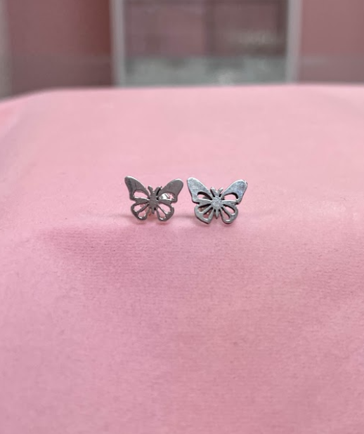 Arete mariposa encajonada - Plata quemada