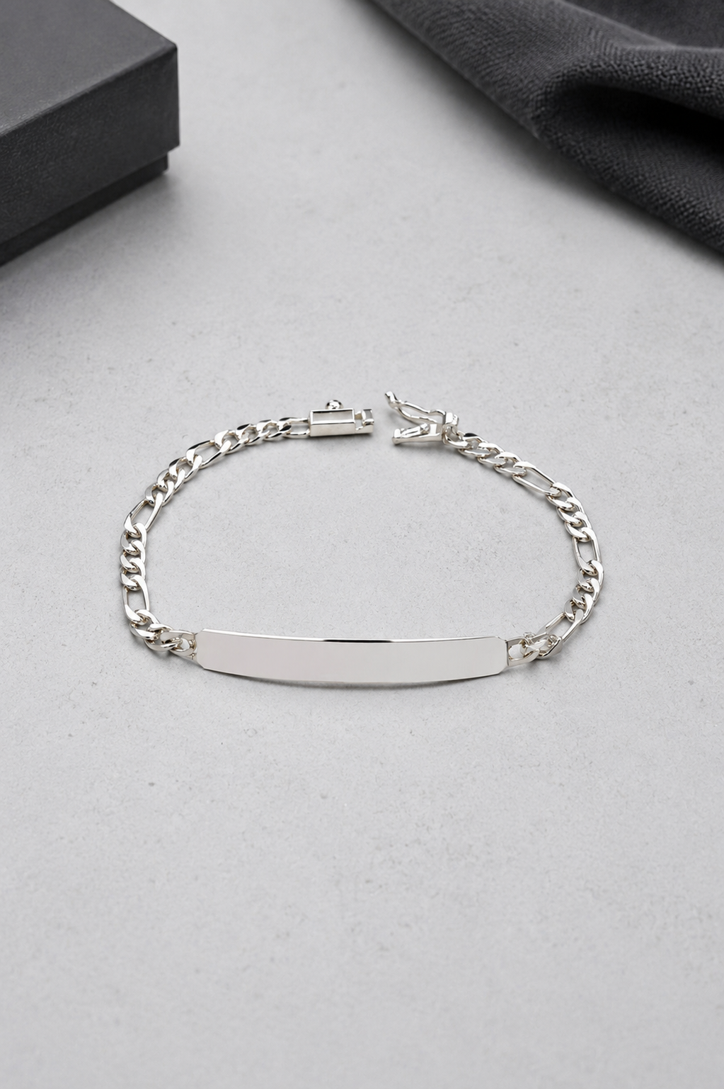 Esclava cartier placa rectangular delgada broche cajon- Plata