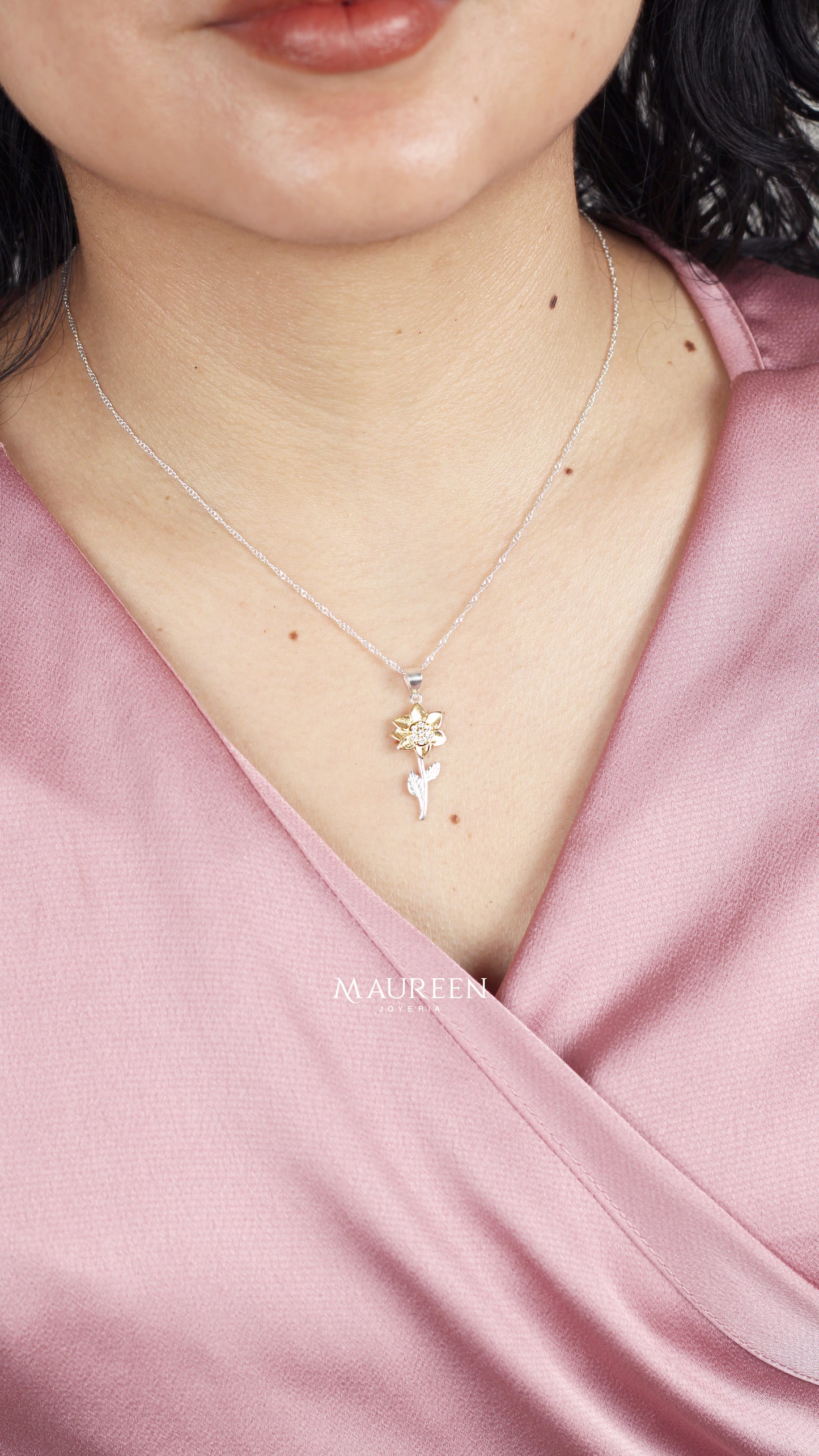 Dije de girasol con circones - Plata