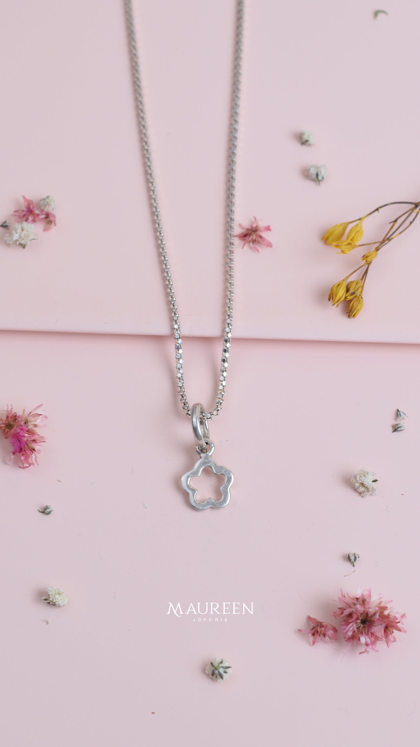 Dije flor calada - Plata