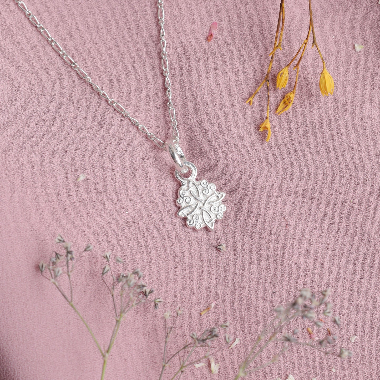 Dije nudo de bruja flor - Plata