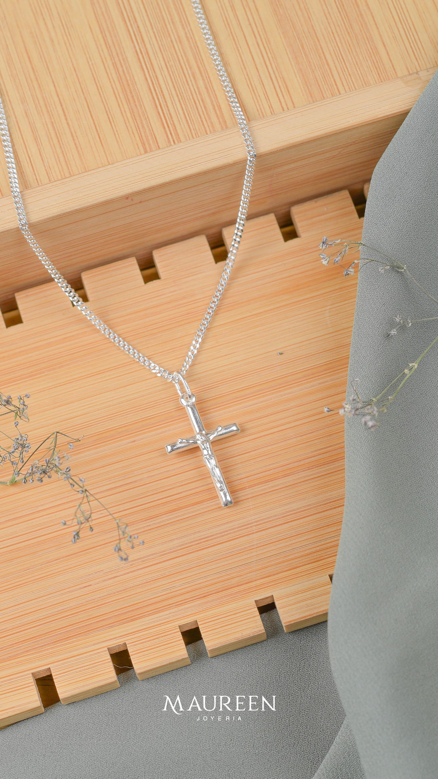 Dije cruz tubula - Plata