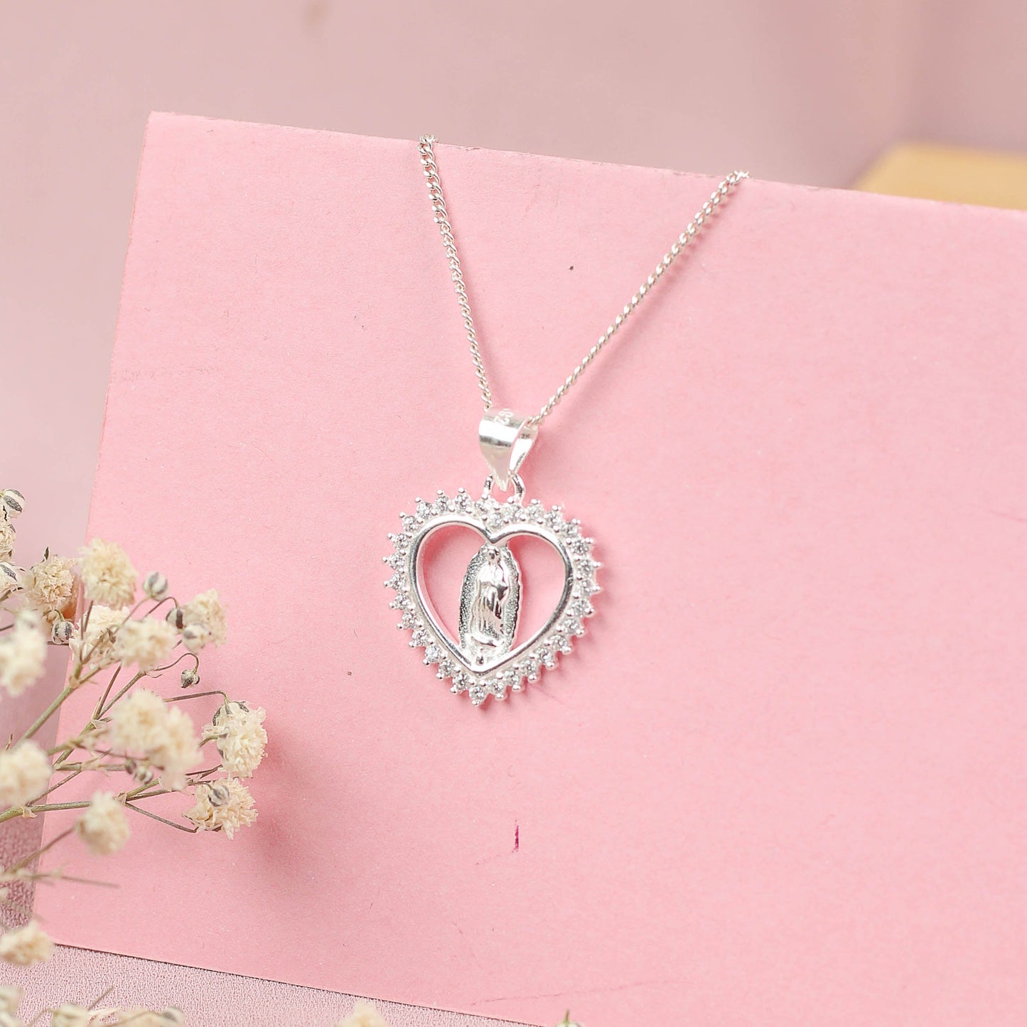 Dije Virgen de Guadalupe corazón - Plata