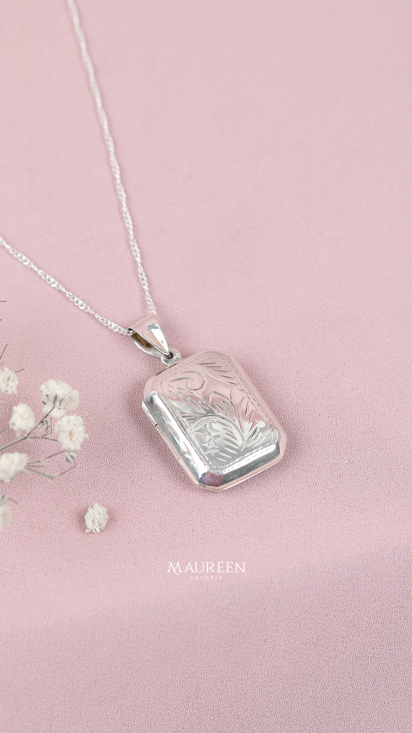 Dije relicario rectangular con hojas - plata