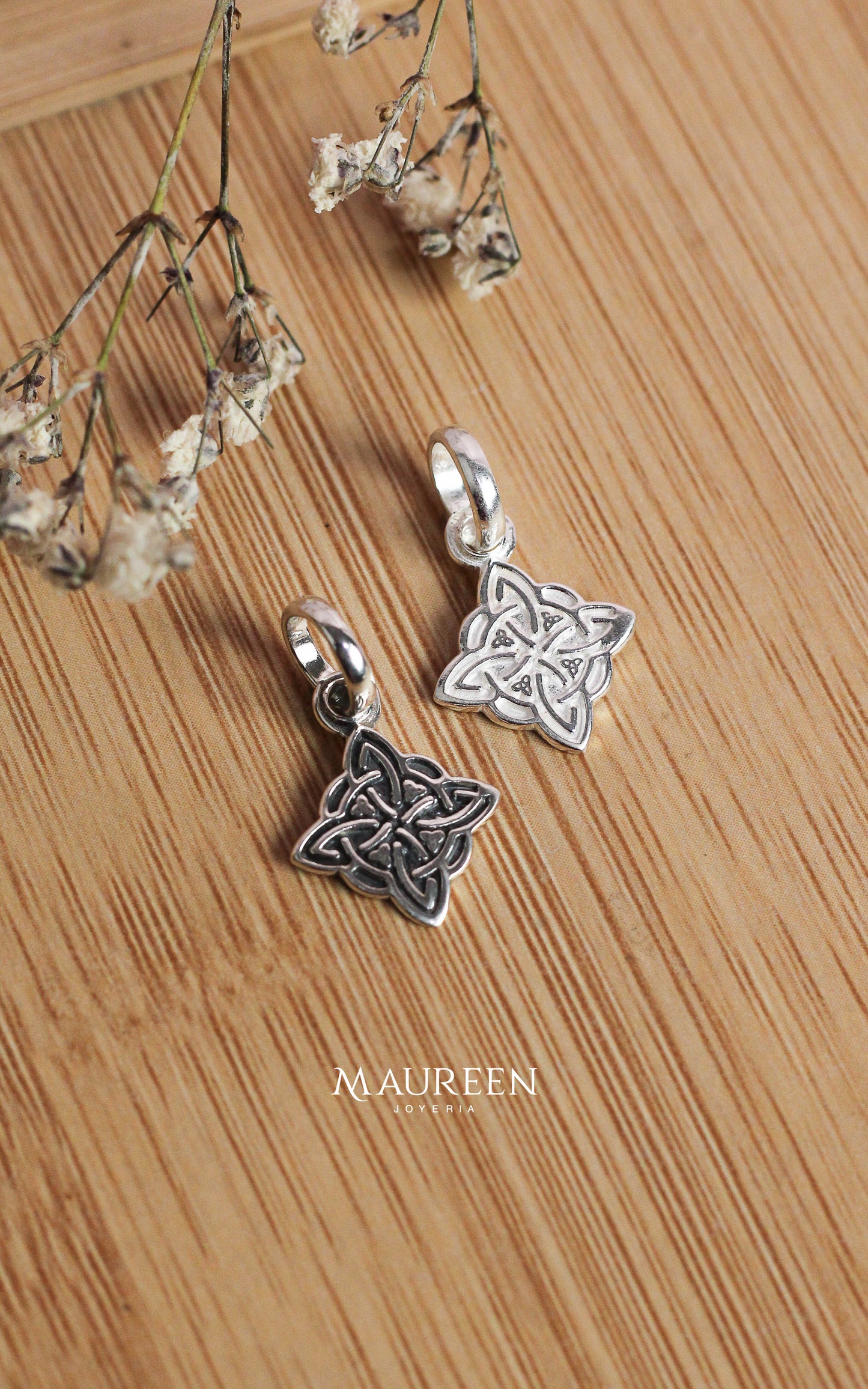 Dije nudo de bruja - Plata quemada