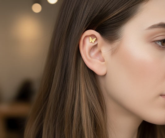 Arete piercing mariposa - Titanio Quirurgico