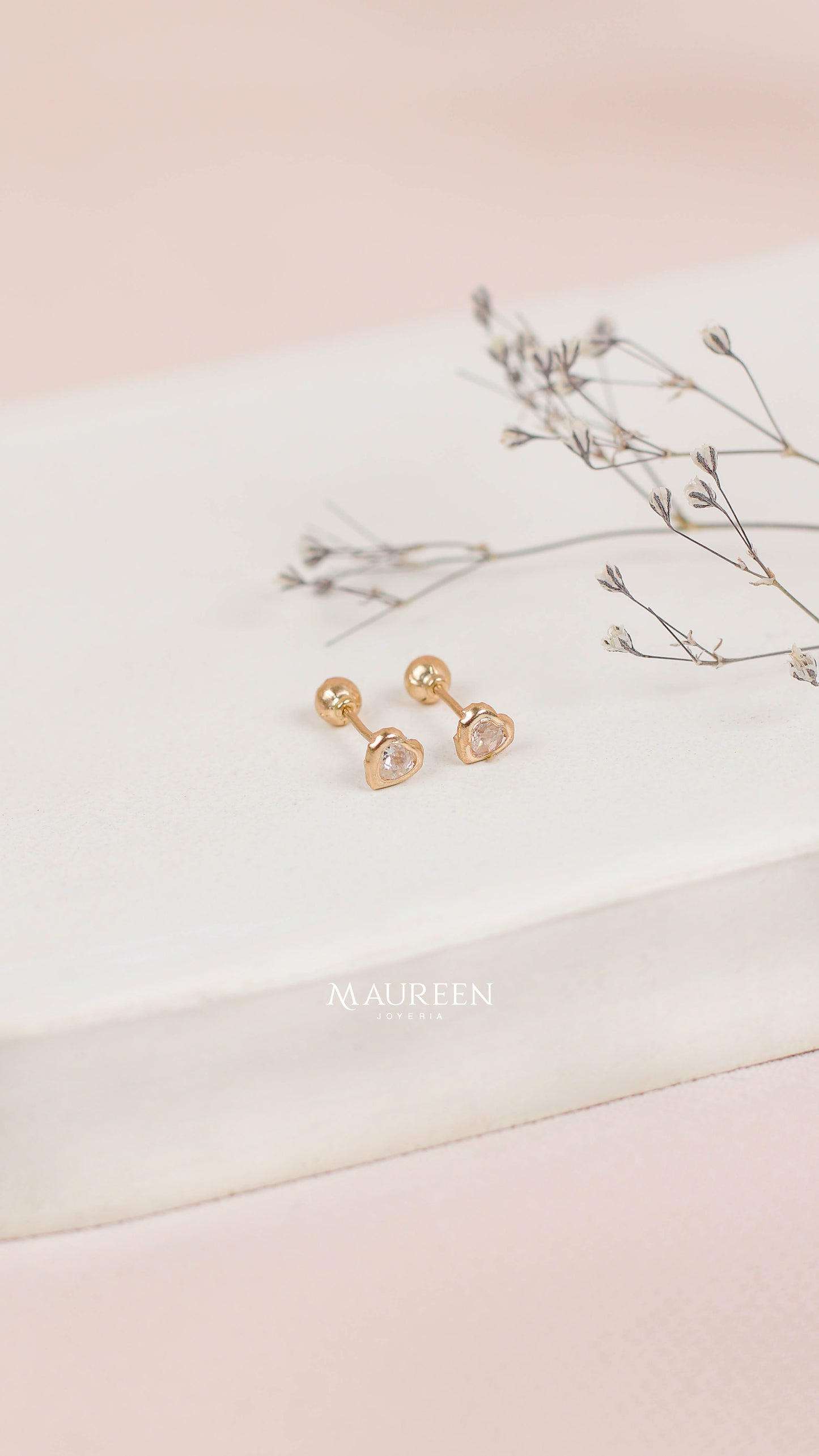 Arete abridor tornillo corazon - Oro